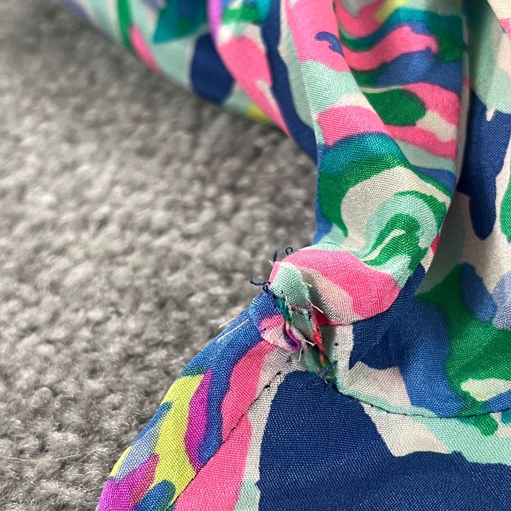 Lilly Pulitzer Lilly Pulitzer Top Womens Small Adira Off Shoulder Stretch Silk Exotic Escapade Shirt Womens S Multicolor Floral 3/4 Sleeve Blouse Mens? No. Size S / US 4 / IT 40 - 7 Thumbnail