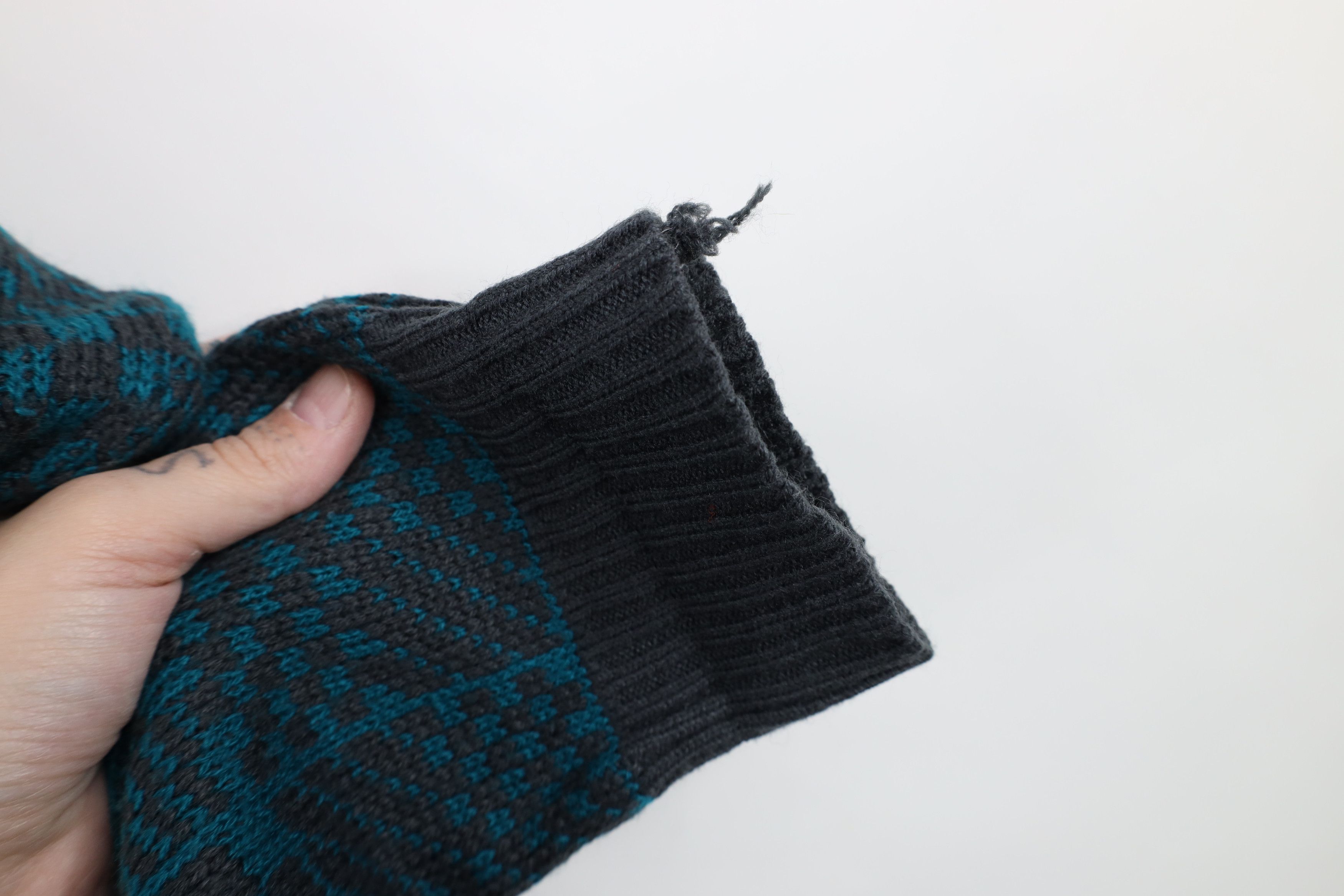 Vintage Vintage 90s Streetwear Checkered Knit Crewneck Sweater Size US L / EU 52-54 / 3 - 4 Thumbnail