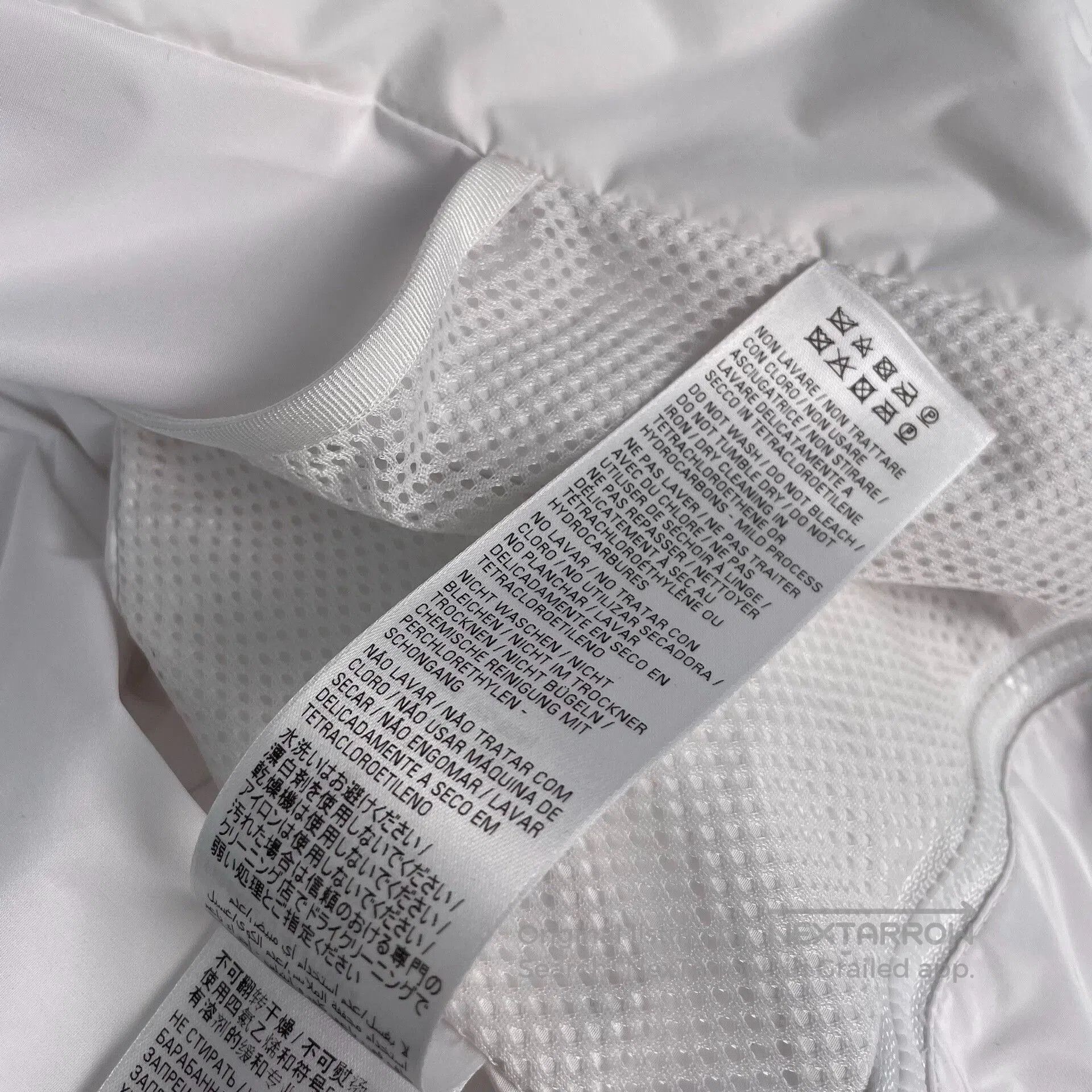 Balenciaga Balenciaga White Ski Short Down Jacket. Size XXS / US 00 / IT 34 - 8 Thumbnail