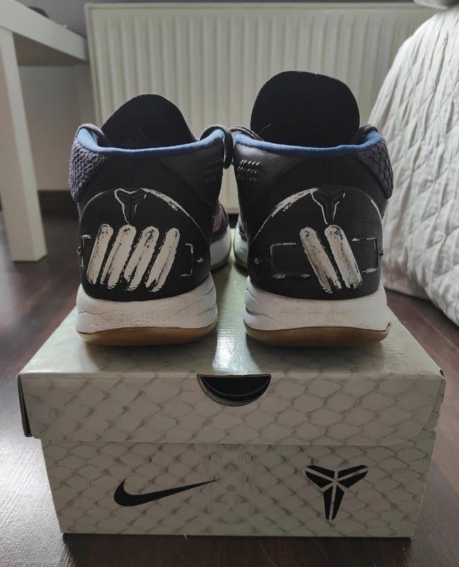 Nike Nike Kobe AD Mid Port Wine Basketball Sneaker 28,5 cm Size US 10.5 / EU 43-44 - 2 Thumbnail