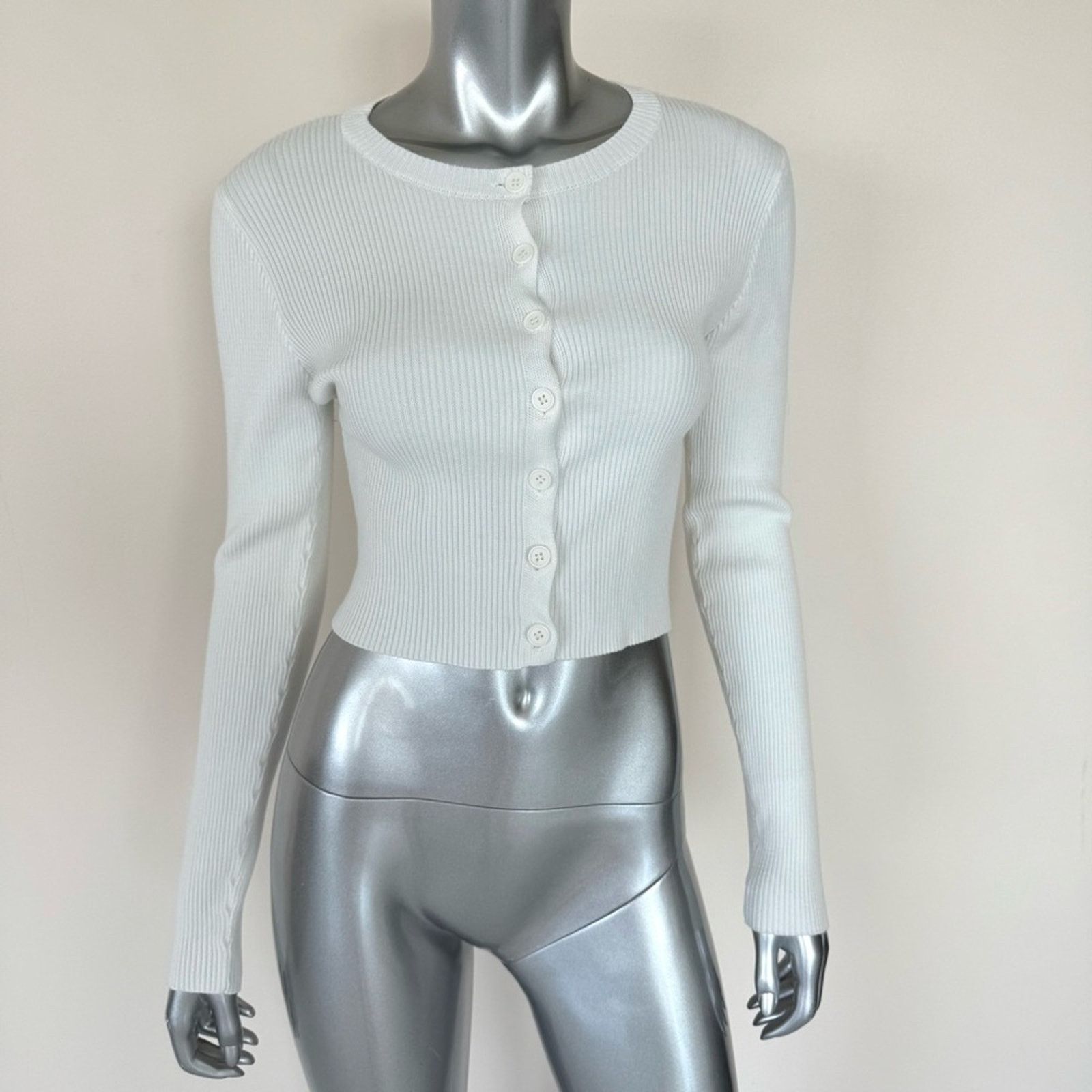 Forever 21 NEW!!! Forever 21 long sleeve women top size M Size M / US 6-8 / IT 42-44 - 1 Thumbnail
