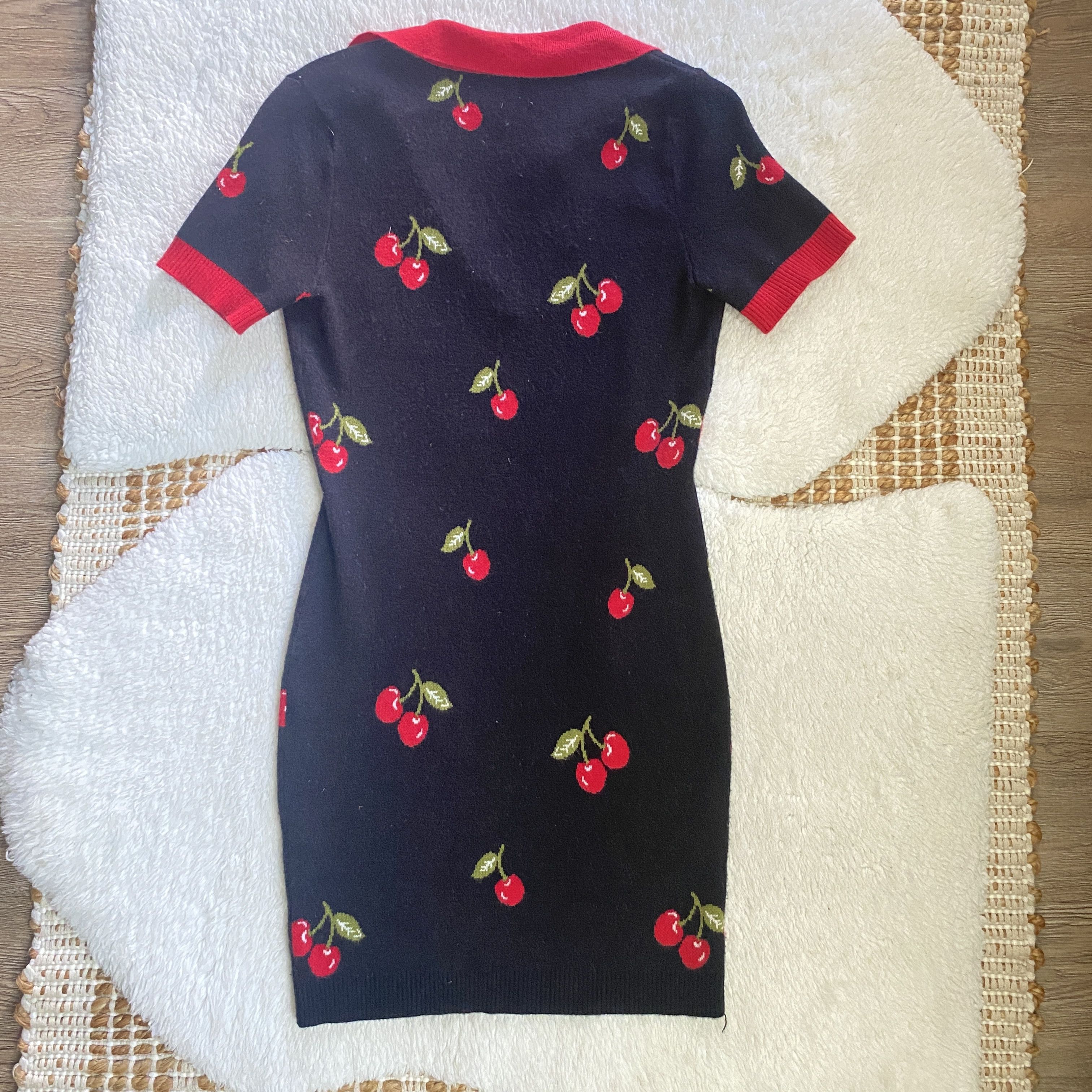 Forever 21 Forever 21 Cherry Split-Neck Sweater Dress – Size Small Size S / US 4 / IT 40 - 4 Thumbnail