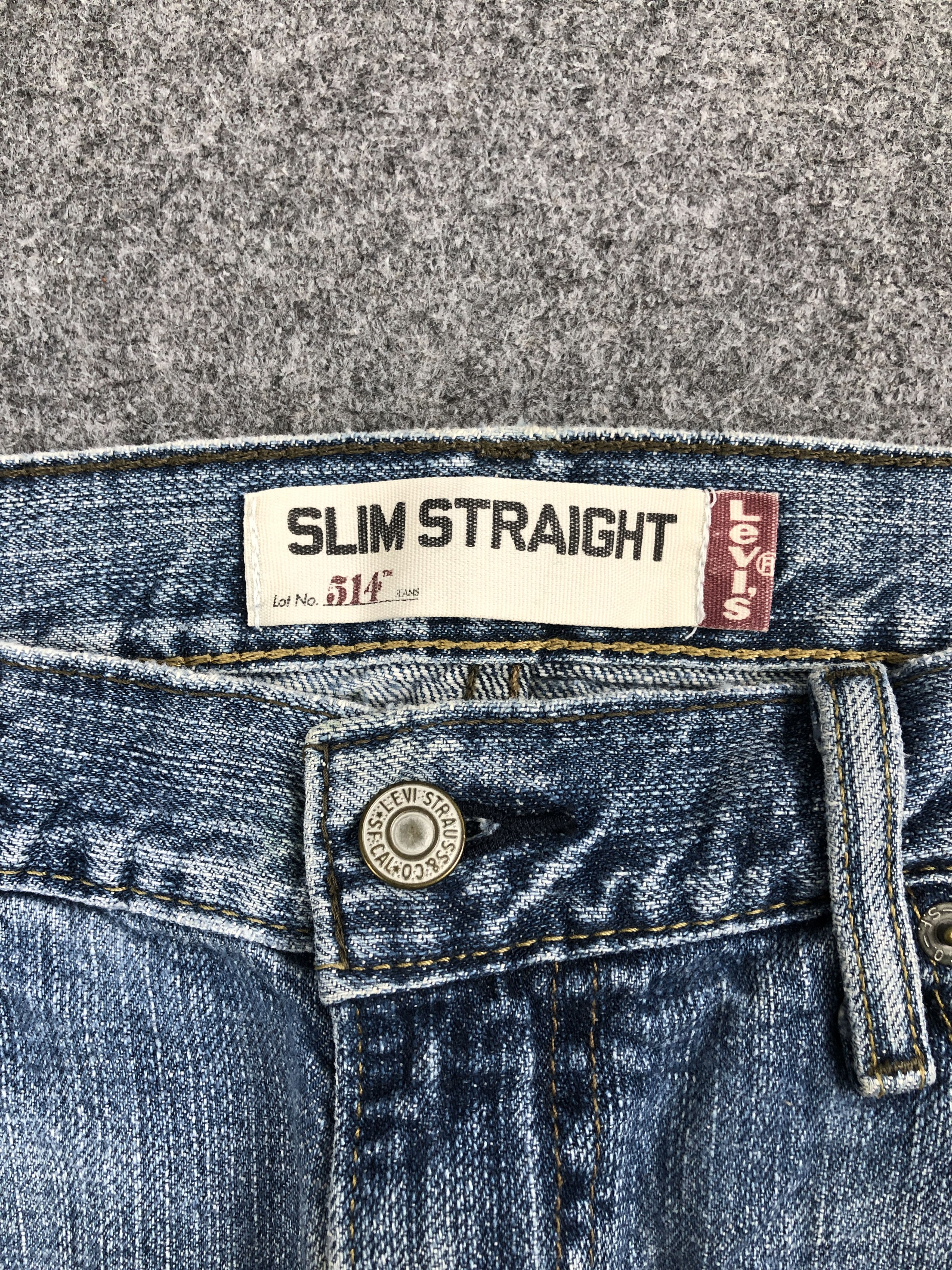 Levi's vIntage Levis 514 Lightwash Blue Jeans DP2429 Size US 33 - 7 Thumbnail