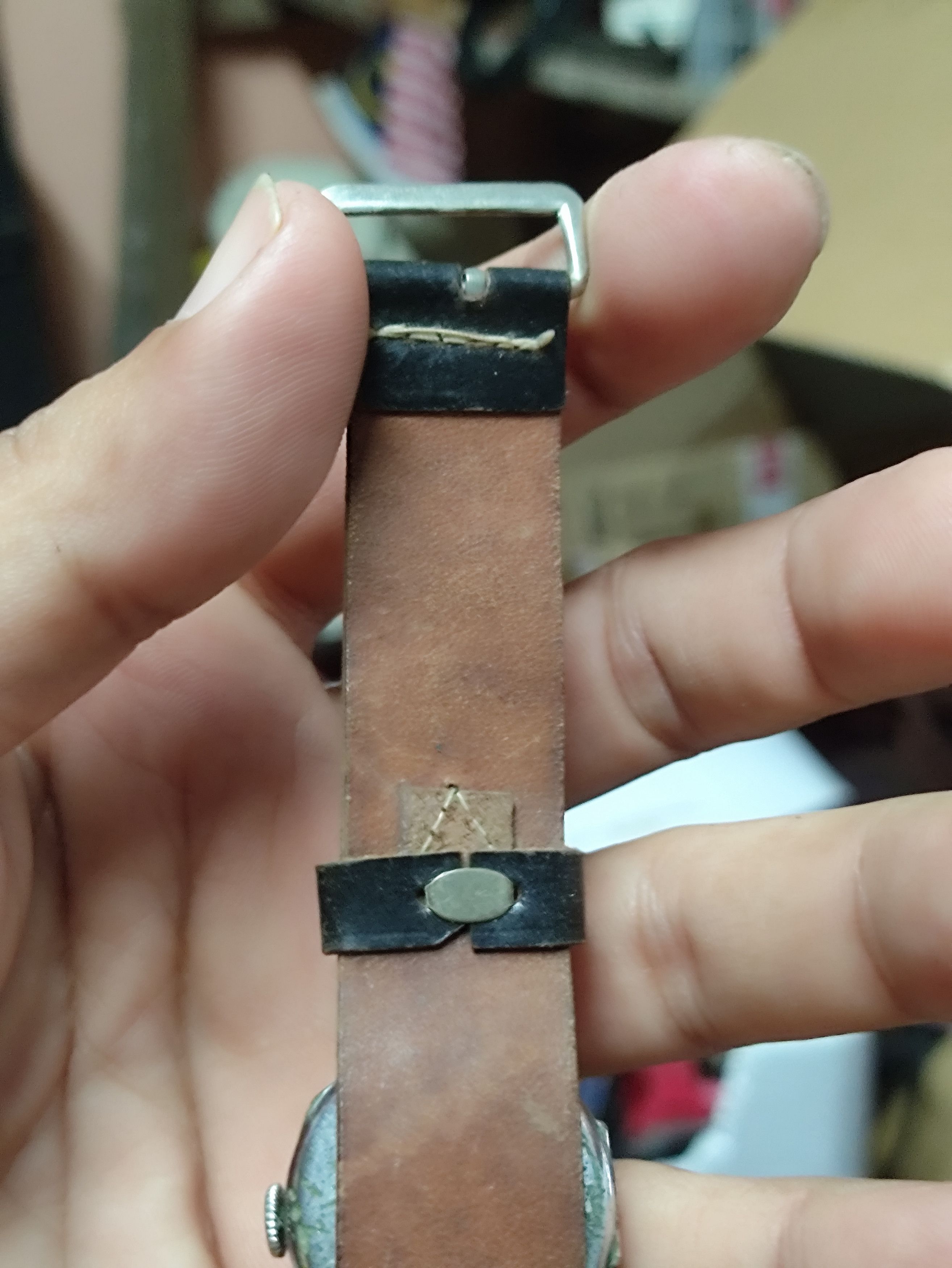 Vintage Vintage Hand winding engine Watch Unknown Brand Size ONE SIZE - 16 Thumbnail