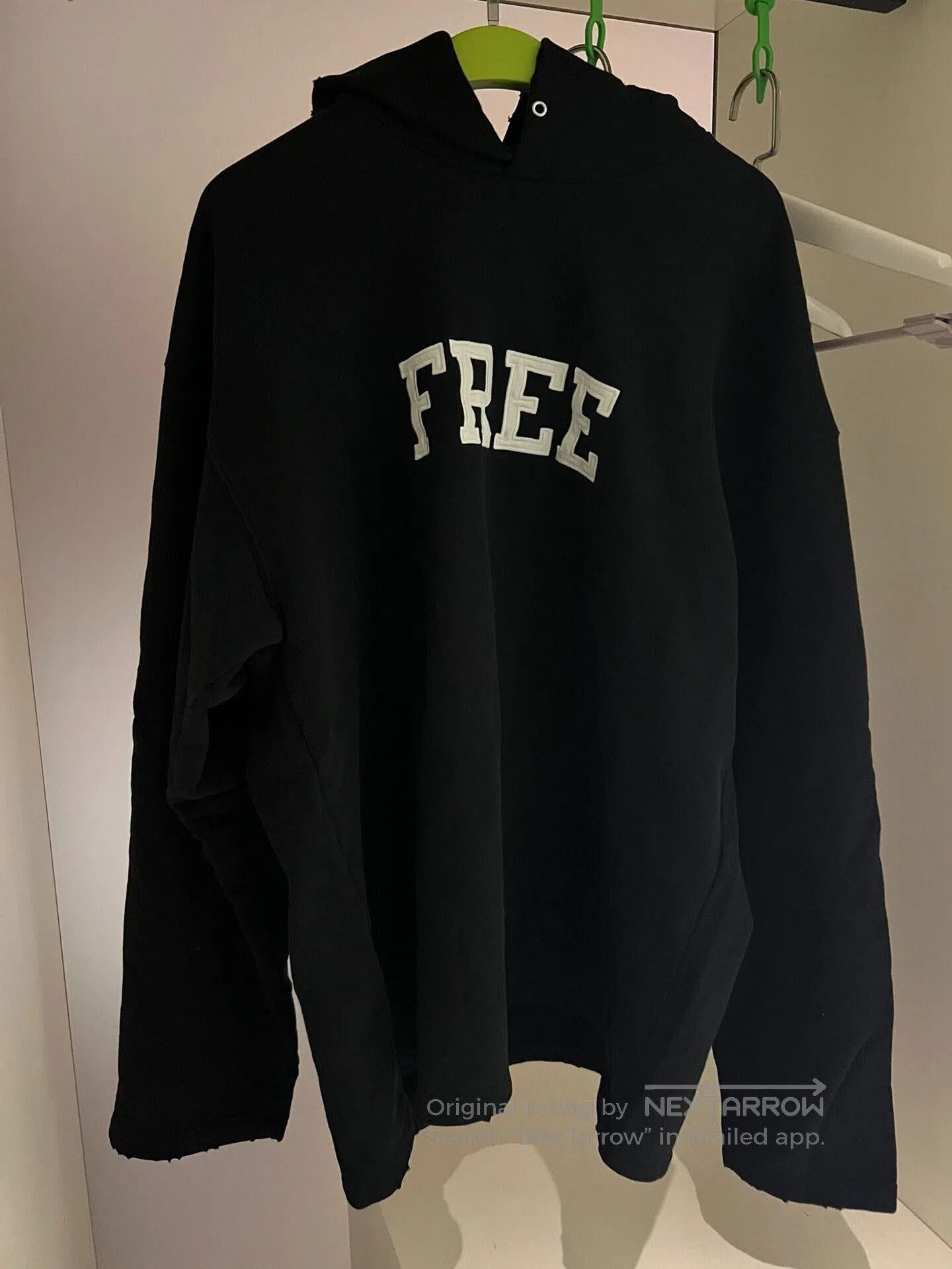 Balenciaga Balenciaga Free Hoodie in Black. Size US M / EU 48-50 / 2 - 2 Thumbnail