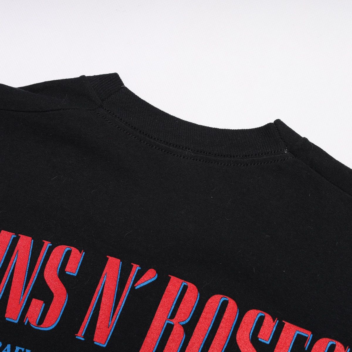 Band Tees Vintage Guns N Roses 1991 Tour Tee Use Your Illusion Size US M / EU 48-50 / 2 - 14 Thumbnail