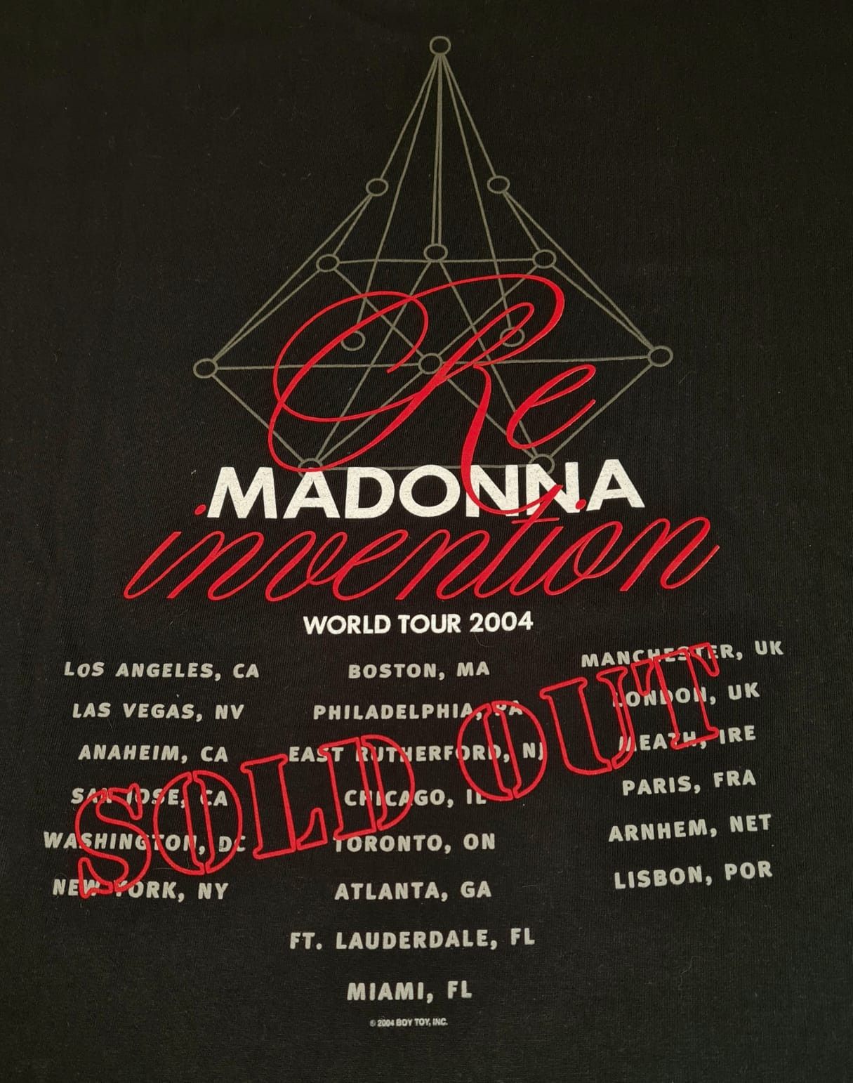 Fruit Of The Loom Madonna - Reinvention World Tour SOLD OUT - 2004 M RARE Size US M / EU 48-50 / 2 - 4 Thumbnail