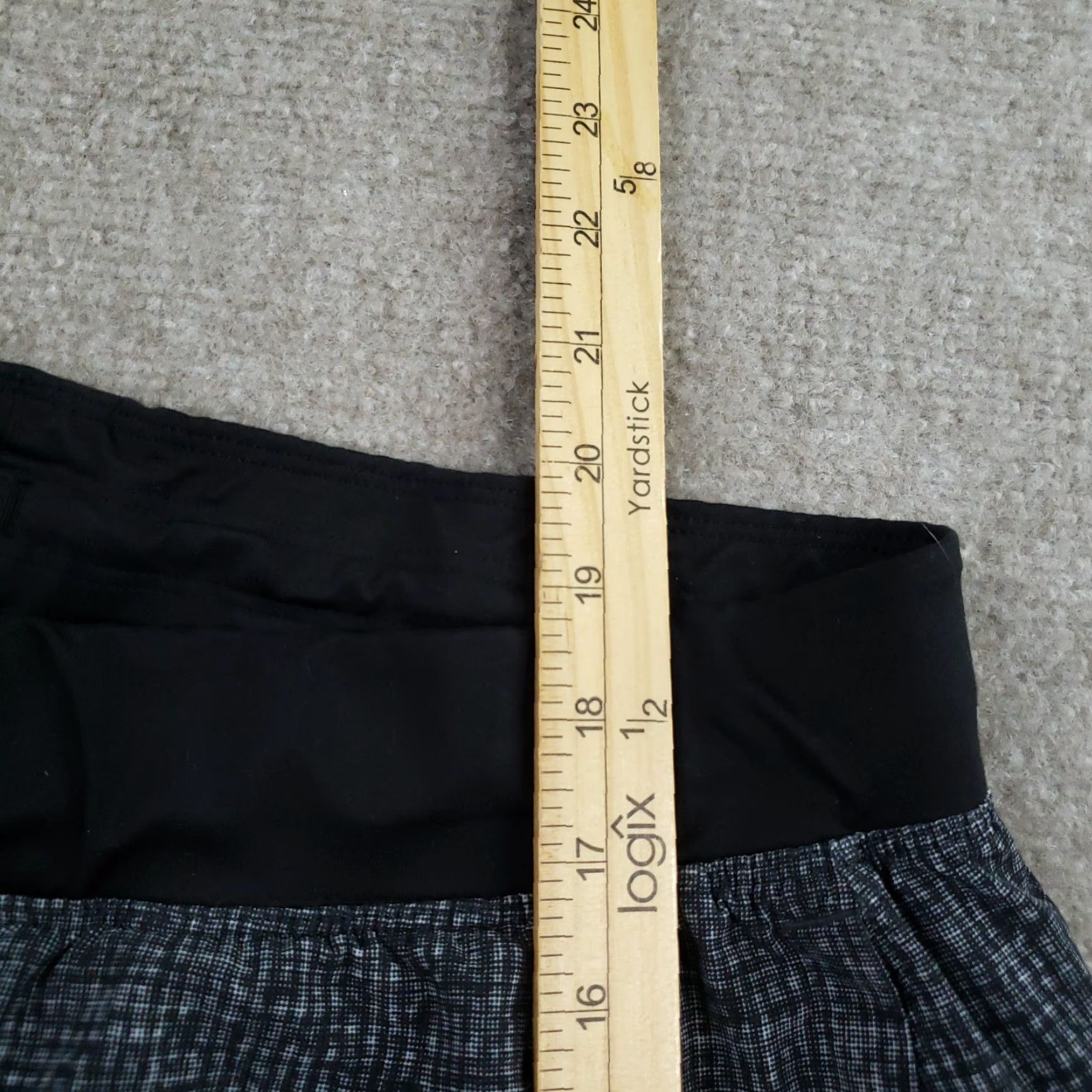 Lululemon LULULEMON T.H.E. Linerless Short Men XL Gray Geometric Drawstring Running m7y50s Size US 36 / EU 52 - 5 Thumbnail