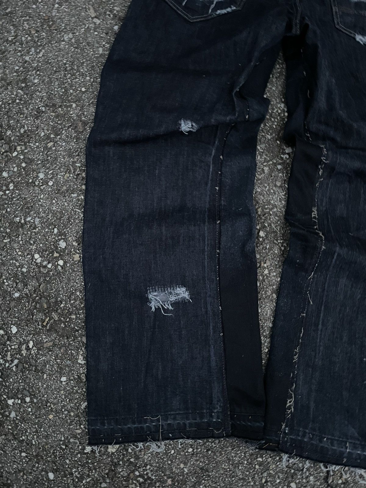 Japanese Brand Custom baggy distressed jeans blue Size US 33 - 12 Thumbnail