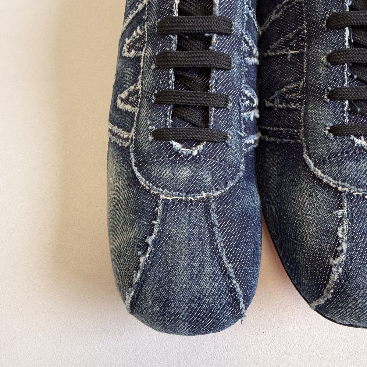 Walter Van Beirendonck 1990s Washed Blue Denim ‘W’ Sneakers Size US 10 / EU 43 - 9 Thumbnail