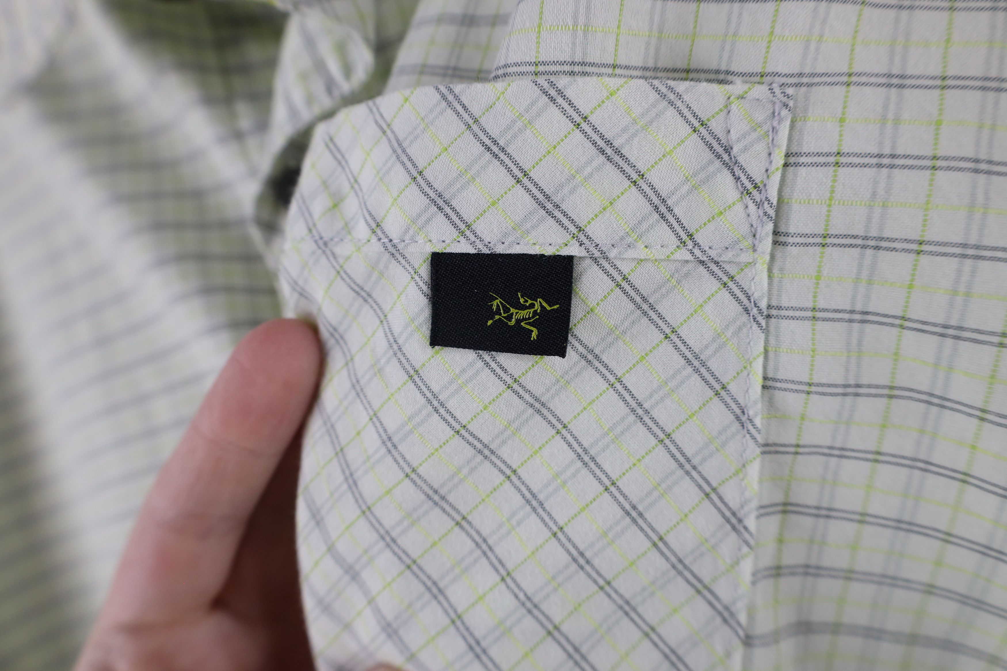 Arc'teryx × Vintage Arcteryx Peakline Short Sleeve Collared Button Shirt Plaid Size US L / EU 52-54 / 3 - 4 Thumbnail