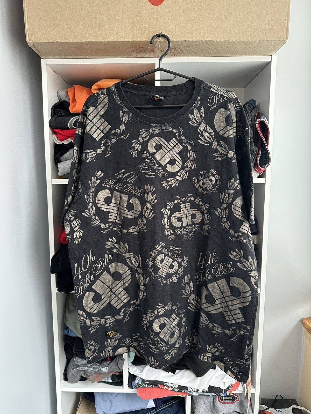 Marc Buchanan 🔥VINTAGE PELLE PELLE RAP OVER PRINTED T-SHIRT🔥 Size US XL / EU 56 / 4 - 1 Thumbnail