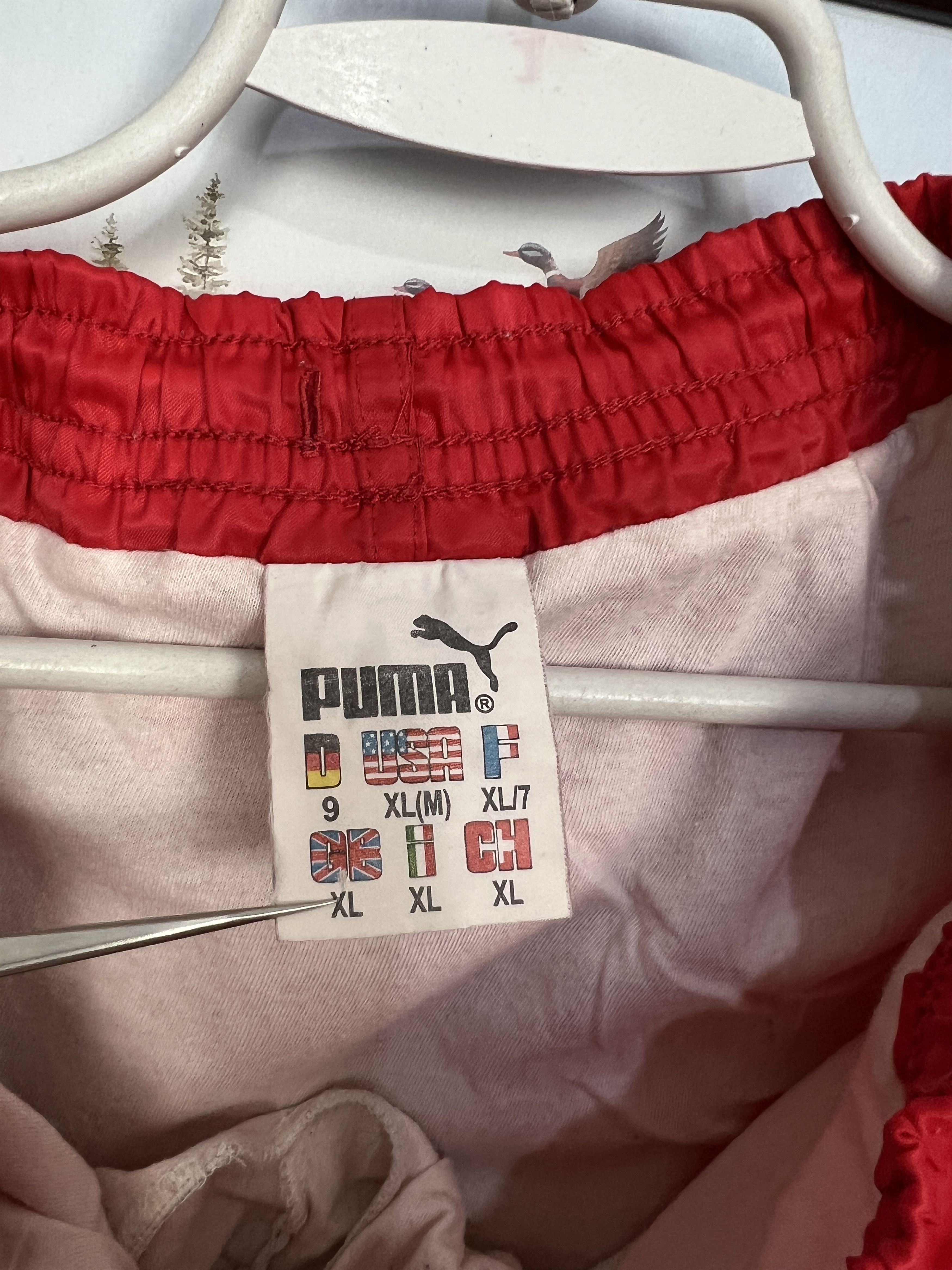 Puma Vintage 90's Puma Nylon Rub Shorts Athletic Sport Rare Hype Size US 36 / EU 52 - 7 Thumbnail
