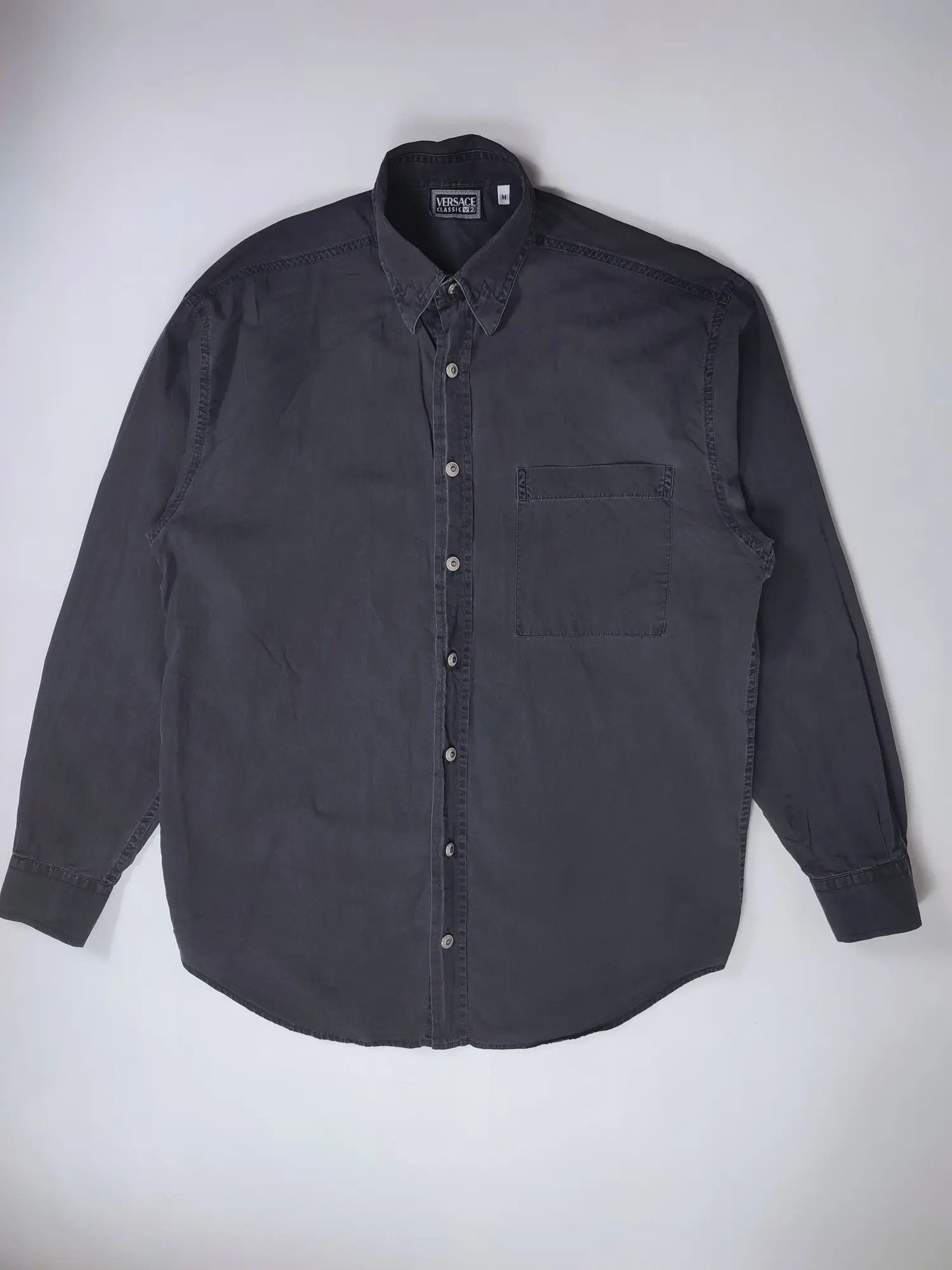 Versace × Versace Jeans Couture × Vintage Versace Classic V2 Faded shirt Size US M / EU 48-50 / 2 - 3 Thumbnail