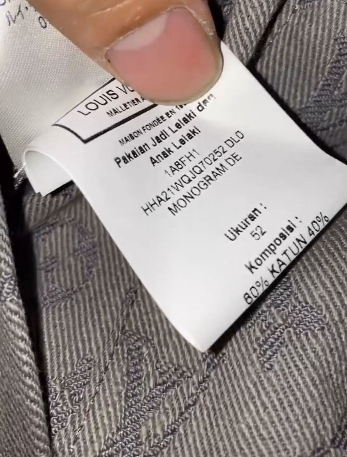 Louis Vuitton 2020 FW LOUIS VUITTON UNISEX HOODED ESCALE PRINTED PARKA Size XS / US 0-2 / IT 36-38 - 10 Thumbnail