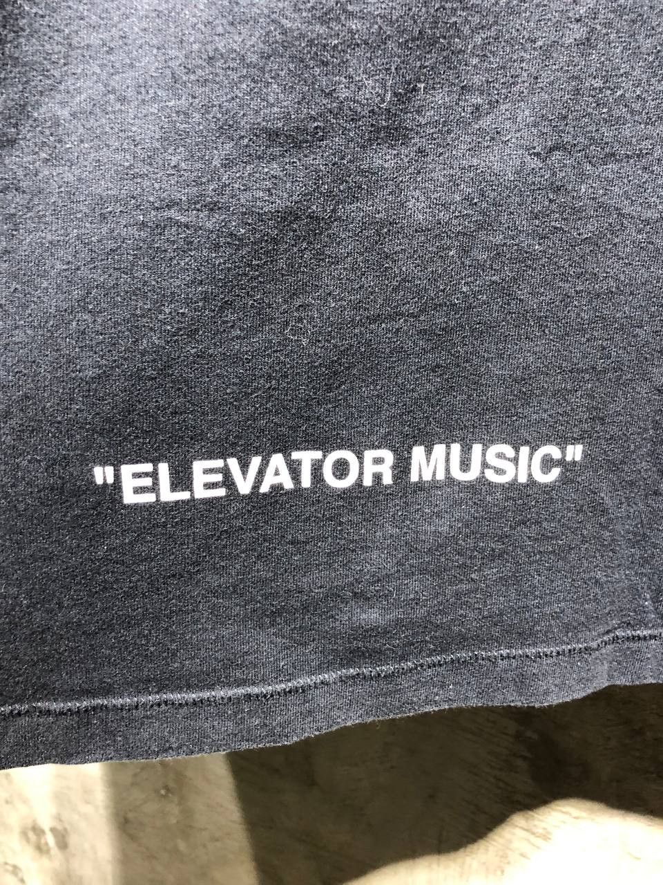 Off-White Off-white Black byredo elevator music tee Size US M / EU 48-50 / 2 - 9 Thumbnail