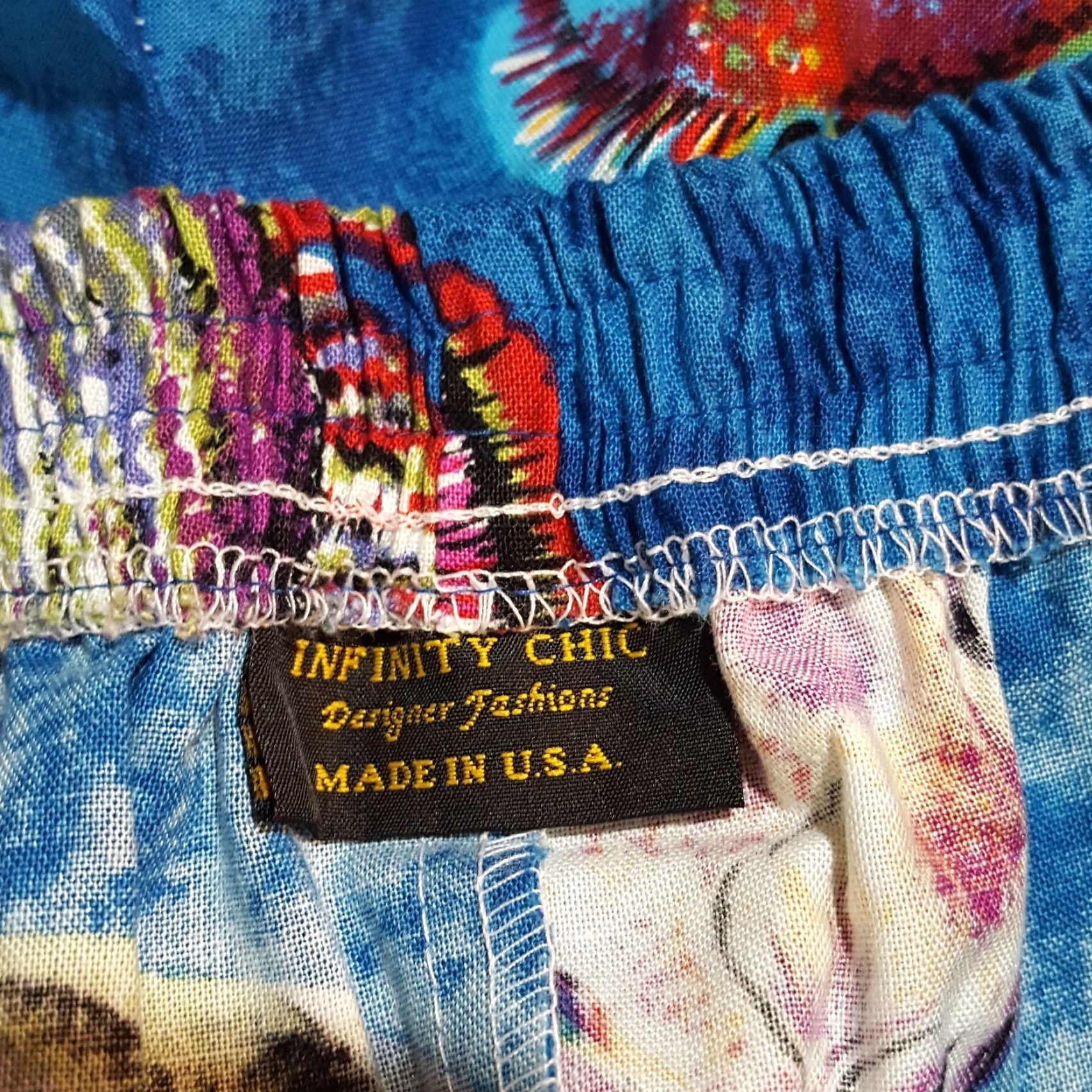 Vintage VINTAGE Infinity Chic 80s Tropical Fish Beach Shorts XL Relaxed Blue AOP Preppy 90s Mens Size 40" / US 18 - 7 Thumbnail