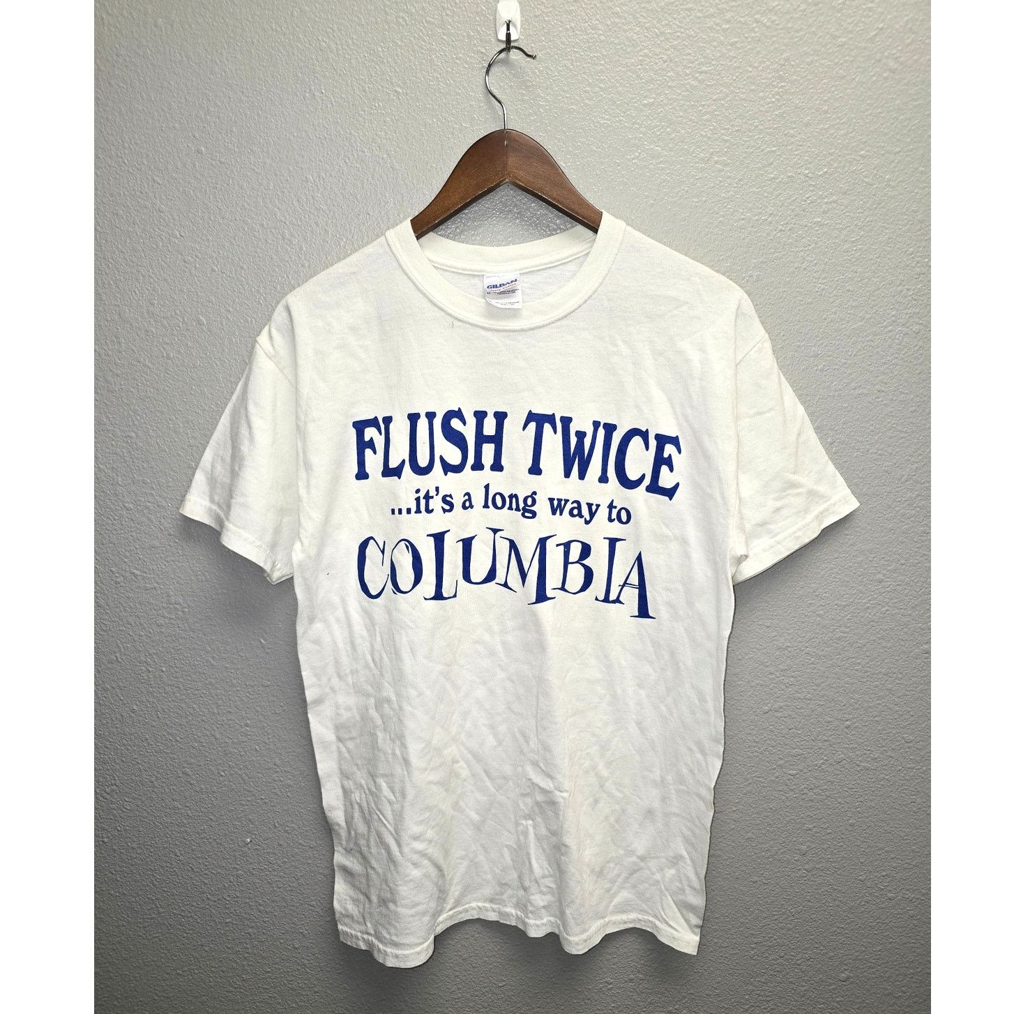 Vintage Funny Columbia Shirt Tourist Statement White M Humor Tee Size US M / EU 48-50 / 2 - 1 Thumbnail