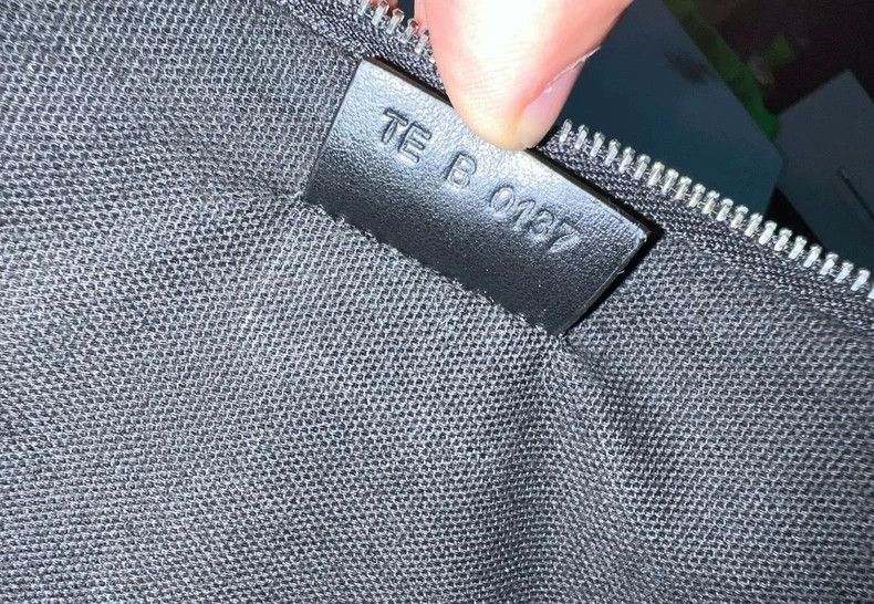 Givenchy Givenchy Calf Hair Leather Handbag Size ONE SIZE - 6 Thumbnail