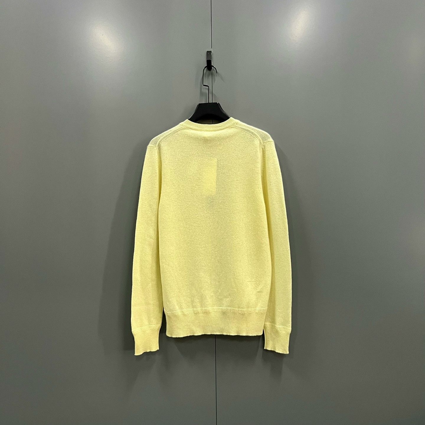 Burberry Burberry Yellow Knight Embroidery Sweater Size US L / EU 52-54 / 3 - 2 Thumbnail