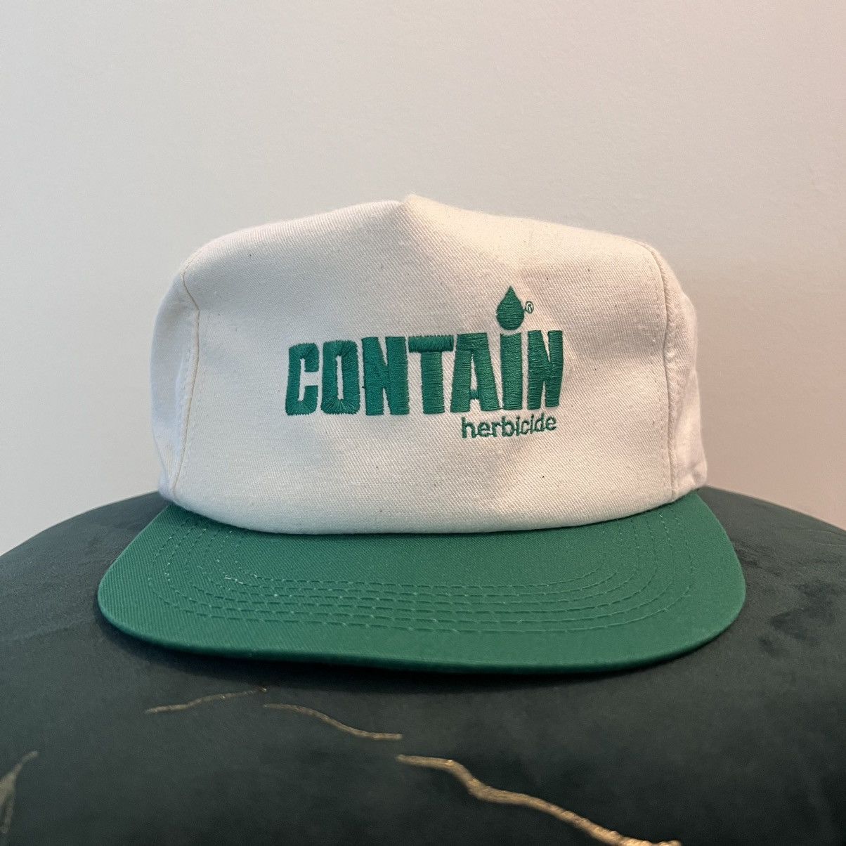 Other Vintage Contain Herbicide Snapback Farmer Hat White Green Size ONE SIZE - 1 Thumbnail