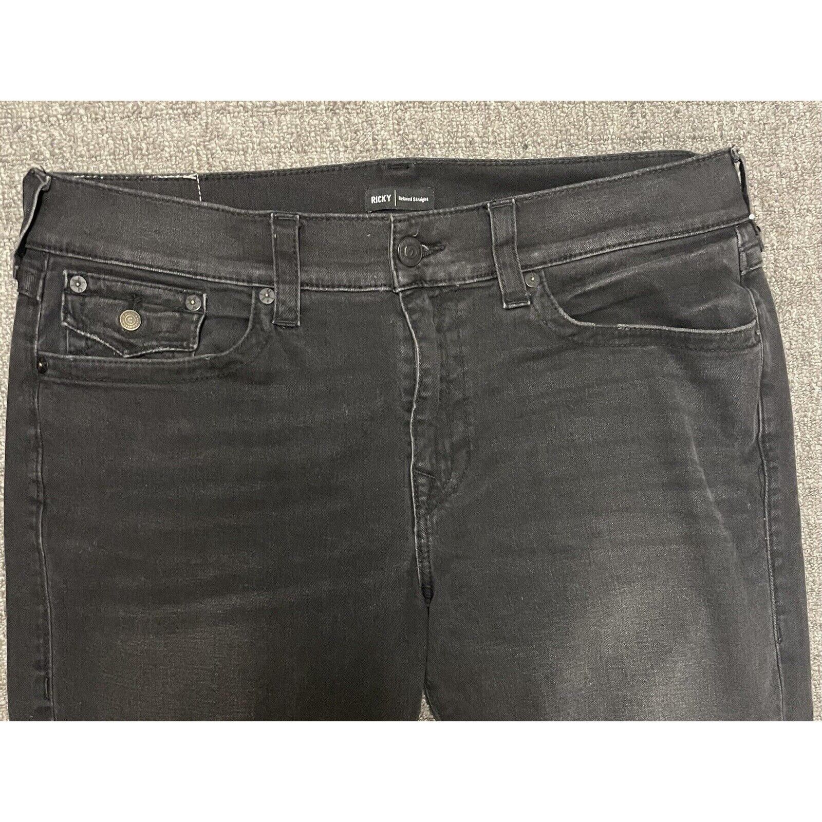 True Religion True Religion Ricky Relaxed Straight Black Jeans Size 38x32 Size US 42 / EU 58 - 2 Thumbnail