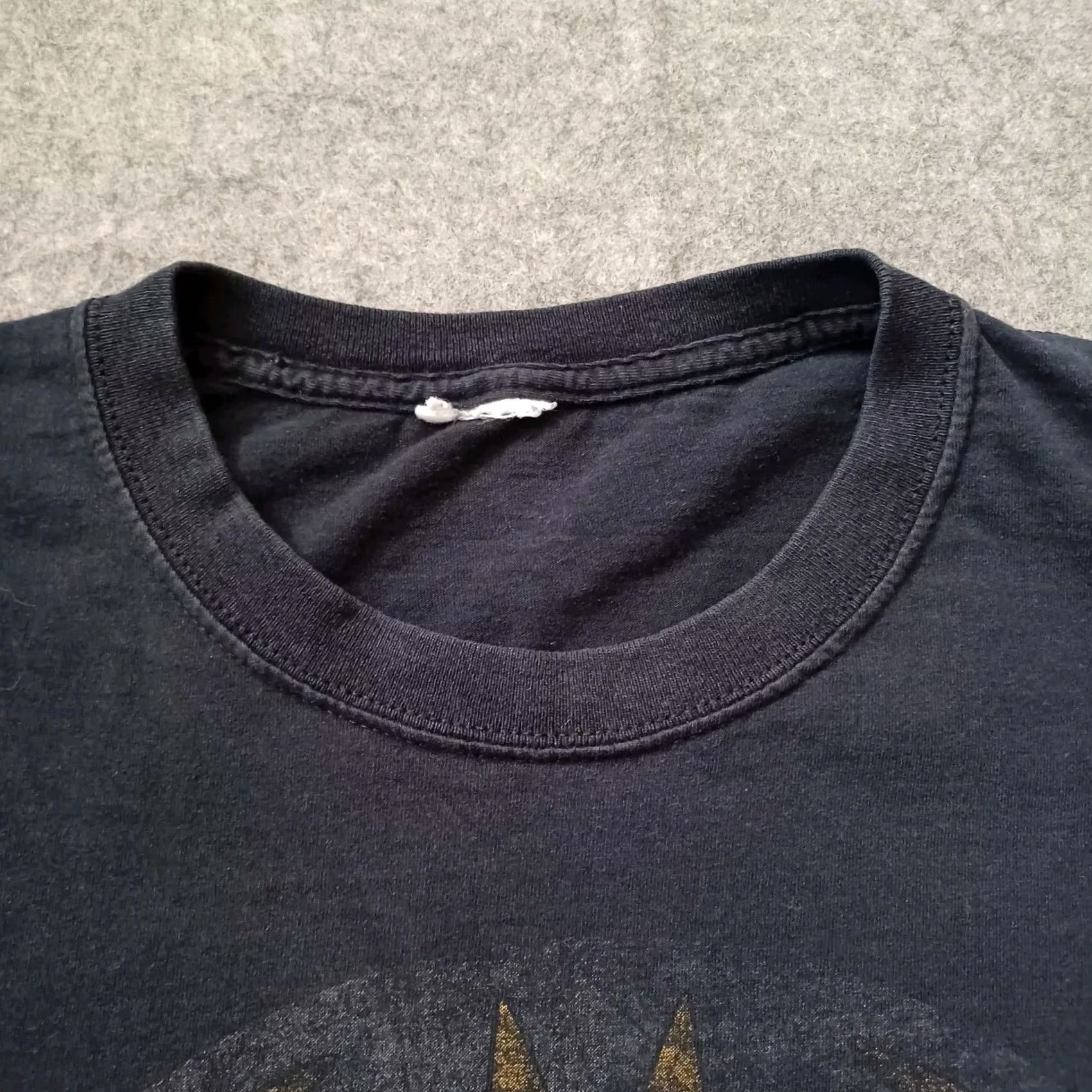 Vintage Batman T Shirt Mens Large Black Graphic Gothic Short Sleeve XL White Cotton Knit Logo Bat Signal Modern Classic Mens Size US XL / EU 56 / 4 - 6 Thumbnail