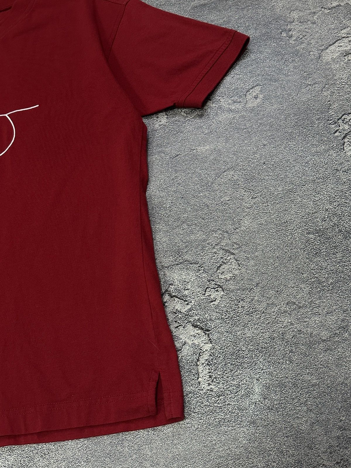 Wu-Tang Clan Vintage 90’s Wu-Wear Shaolin Dragon V-Neck T-Shirt Red L Size US XS / EU 42 / 0 - 4 Thumbnail