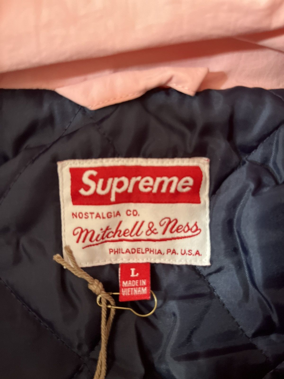 Mitchell & Ness × NCAA × Supreme Supreme Mitchell & Ness NCAA Hooded Stadium Jacket Size US L / EU 52-54 / 3 - 21 Thumbnail