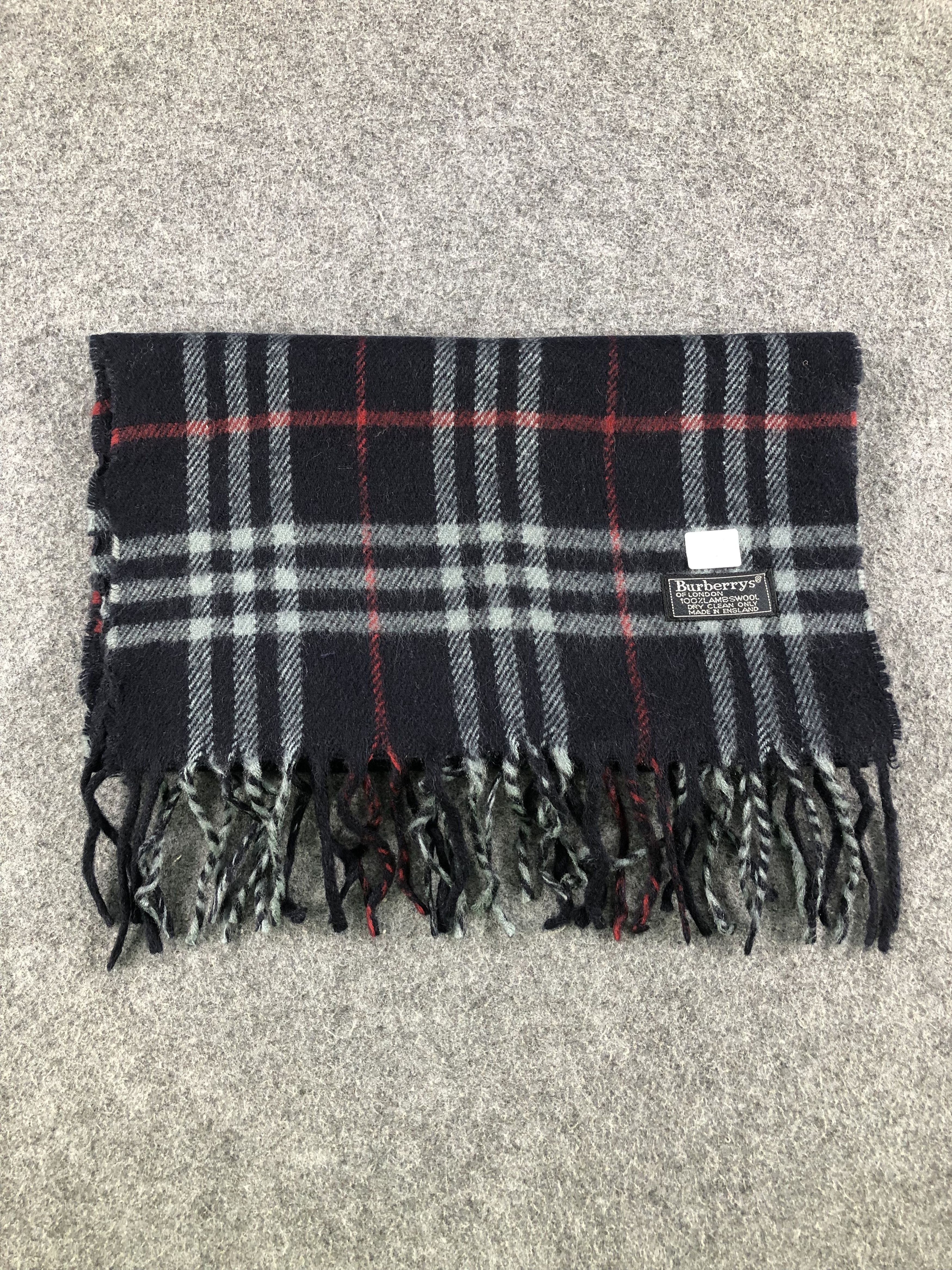 Burberry Burberry Scarf / Muffler / Neckwear Size ONE SIZE - 6 Thumbnail
