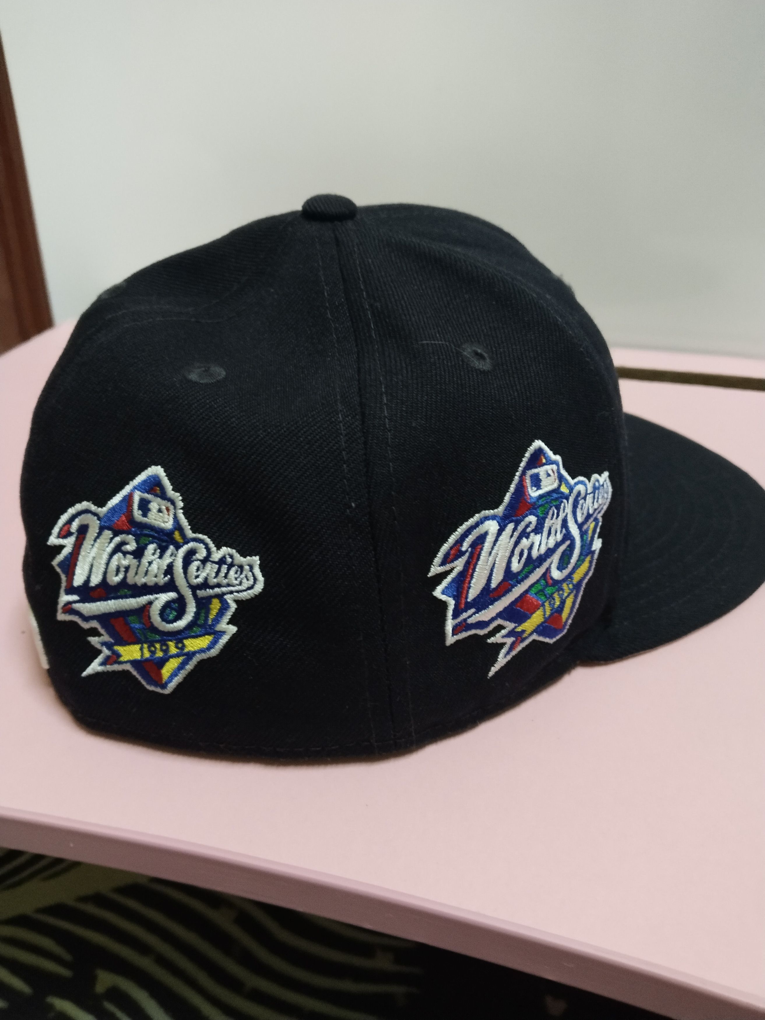 New Era RARE DEREK JETER NEW ERA WORLD SERIES Size ONE SIZE - 3 Thumbnail