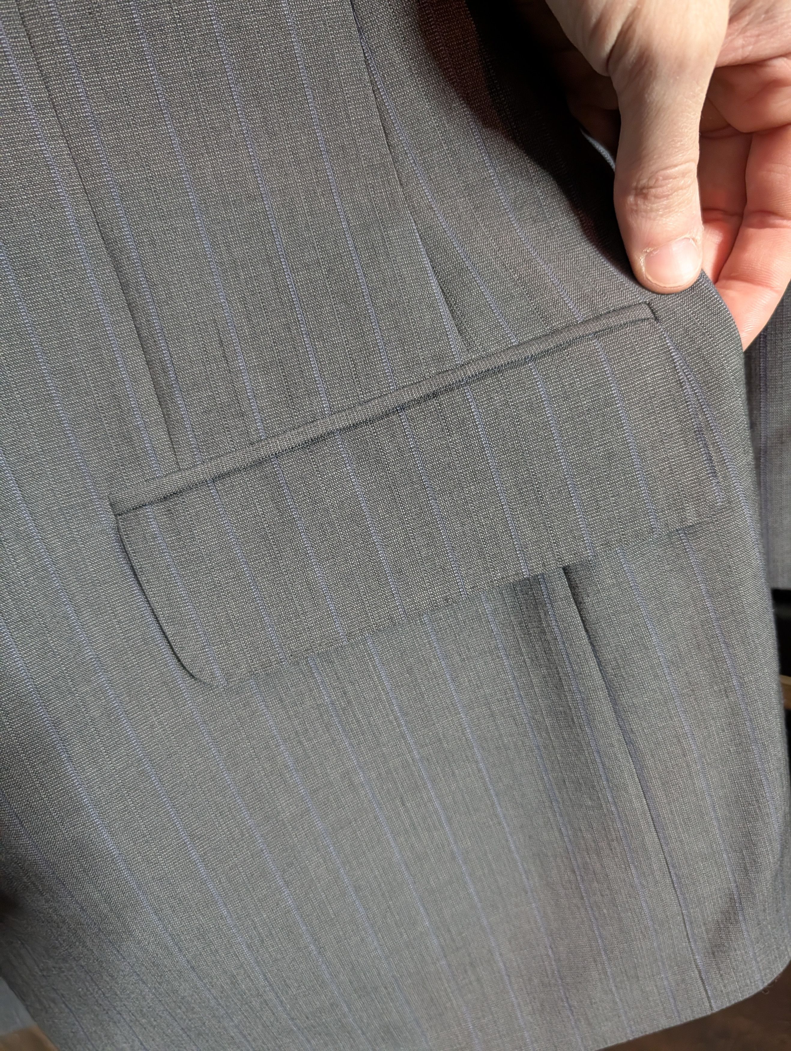 Samuelsohn Italian Super 110s wool gray pinstriped jacket 42R Size 42R - 4 Thumbnail