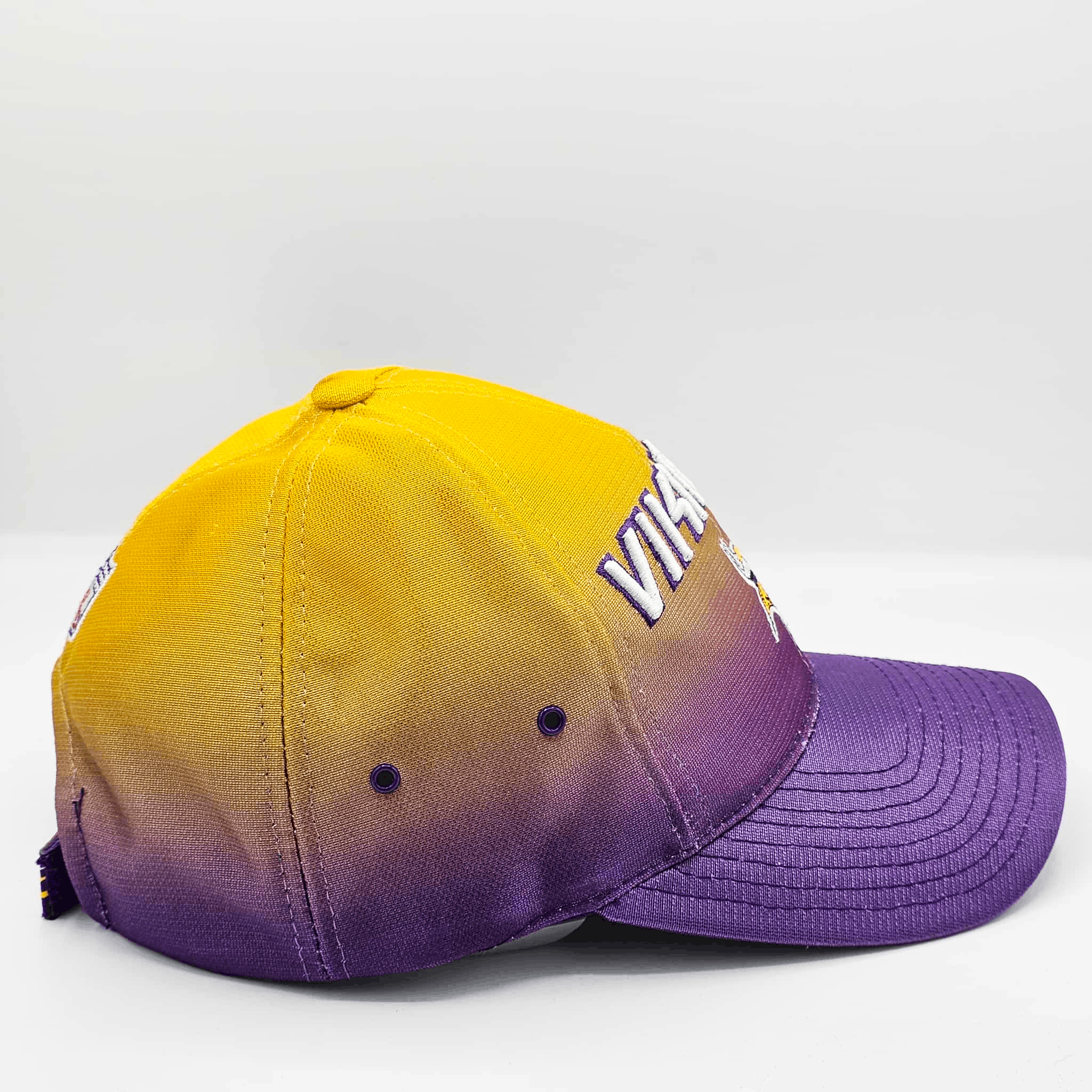 Puma Minnesota Vikings Vintage Y2K Puma Gradient Hat Size ONE SIZE - 3 Thumbnail
