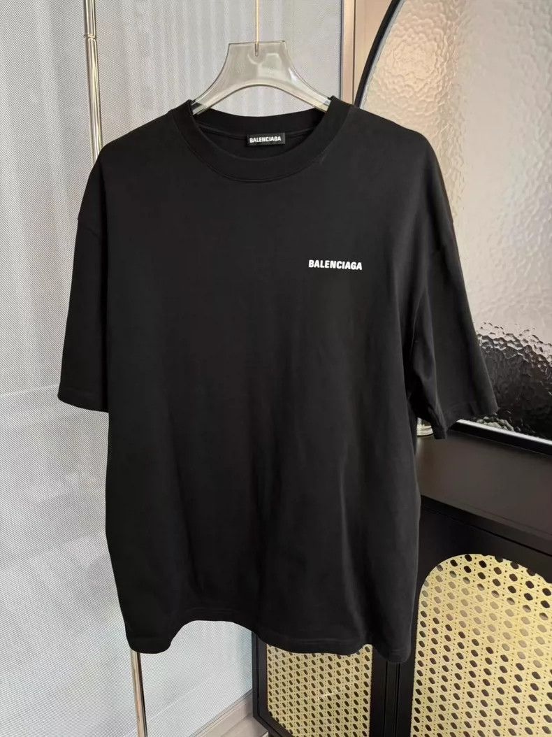Balenciaga Balenciaga Front and back logo black short sleeves Size US S / EU 44-46 / 1 - 1 Thumbnail