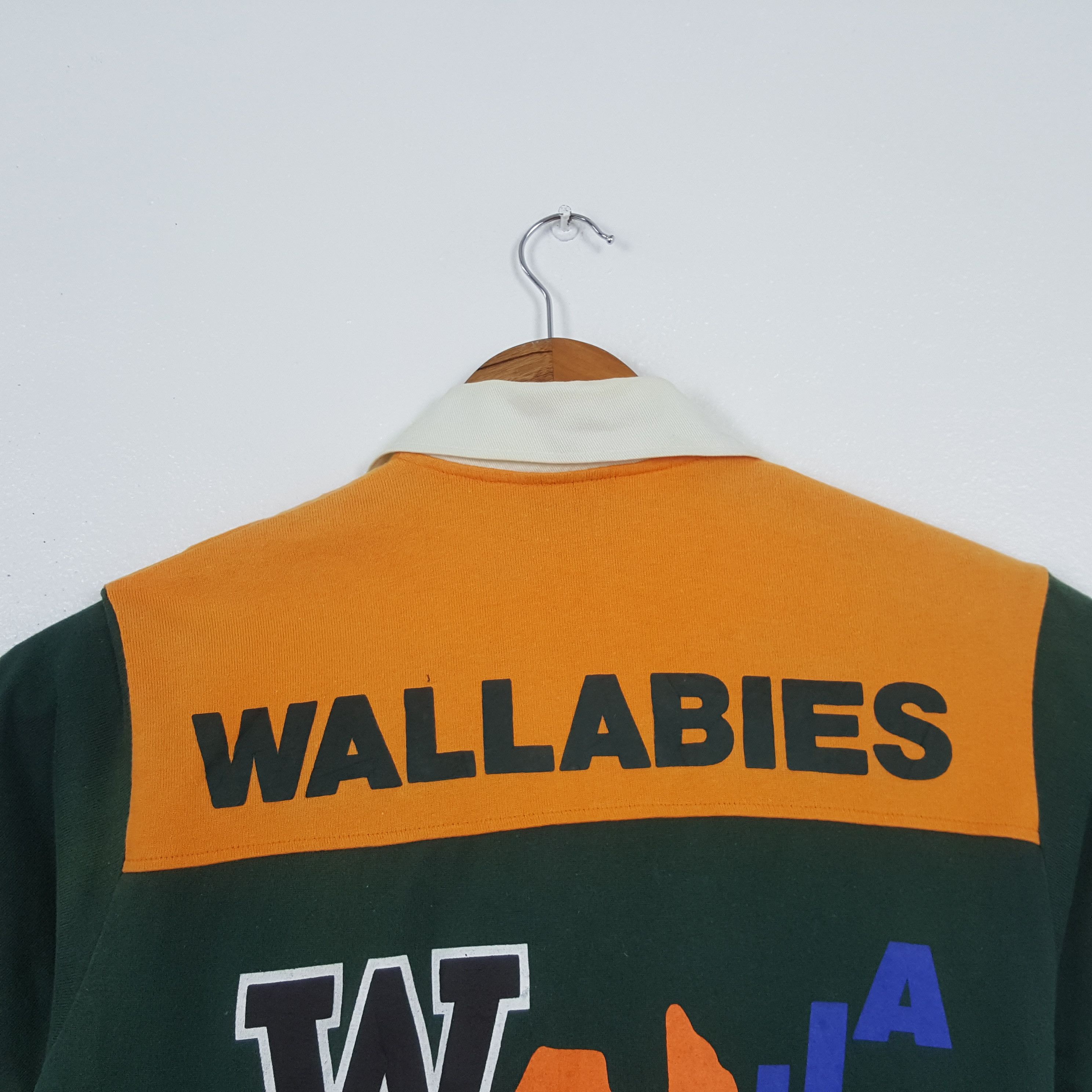 Canterbury of New Zealand Vintage Wallabies Canterbury Australia Rugby Shirt C319N69 Size US M / EU 48-50 / 2 - 2 Thumbnail