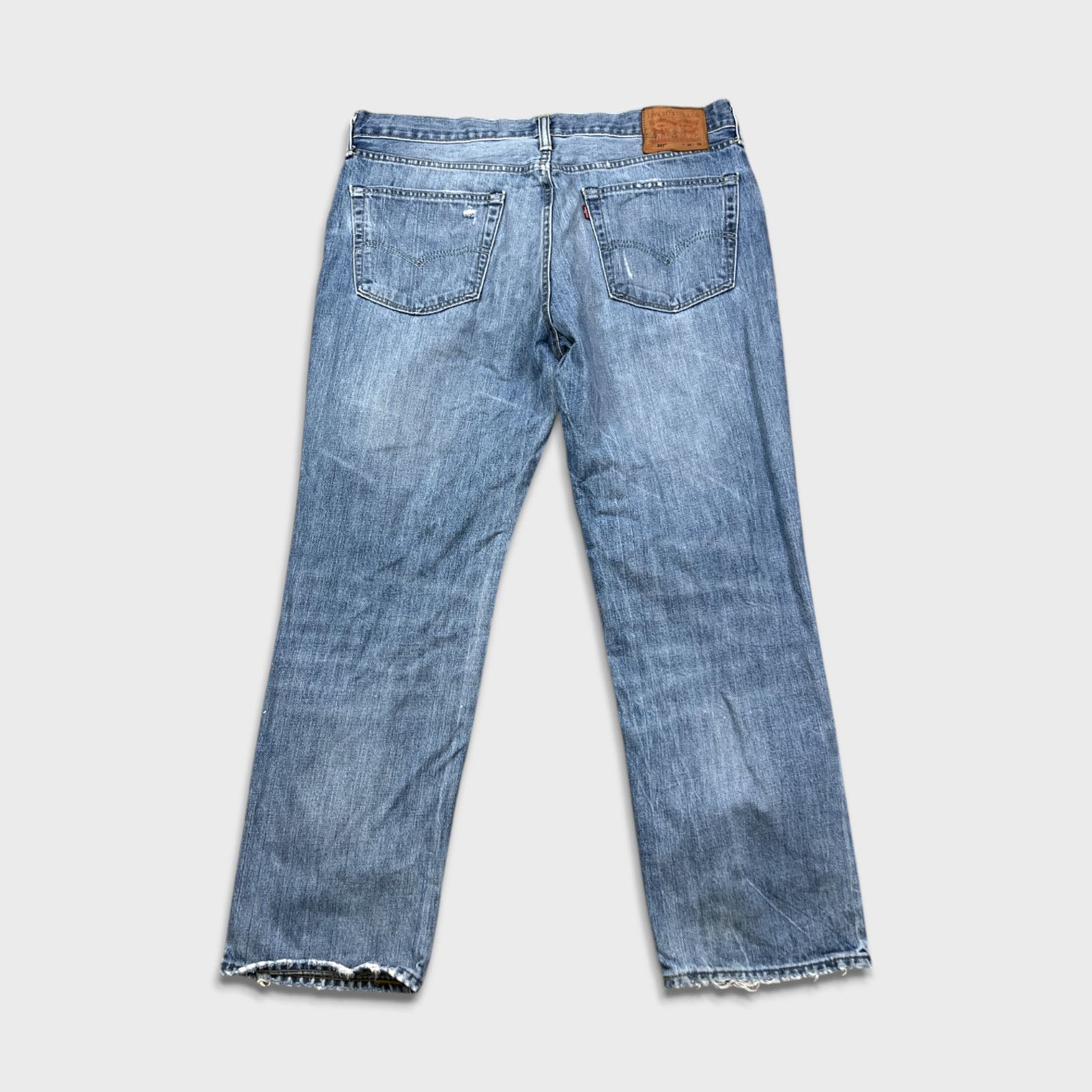 Levi's × Vintage Levi's 541 Jeans 36x30 Athletic Taper Distress Denim Pants Size US 36 / EU 52 - 6 Thumbnail