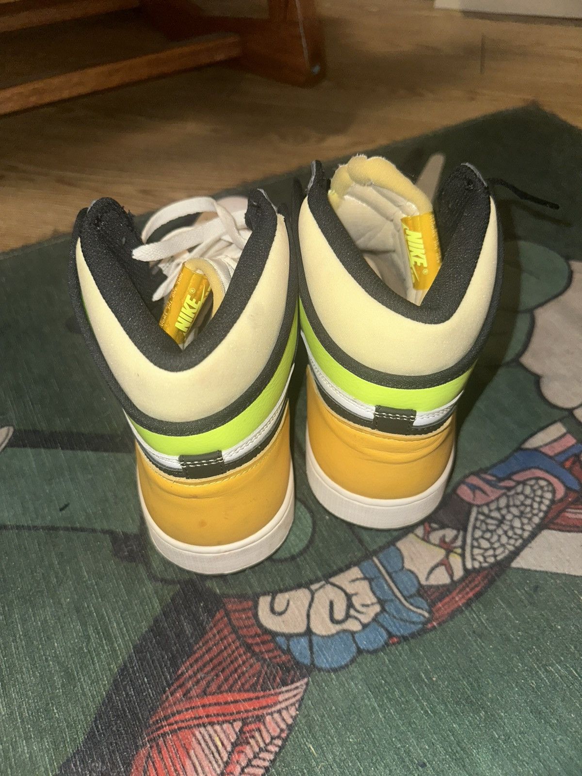 Jordan Brand Jordan 1 Retro Volt Gold Size US 12 / EU 45 - 3 Thumbnail