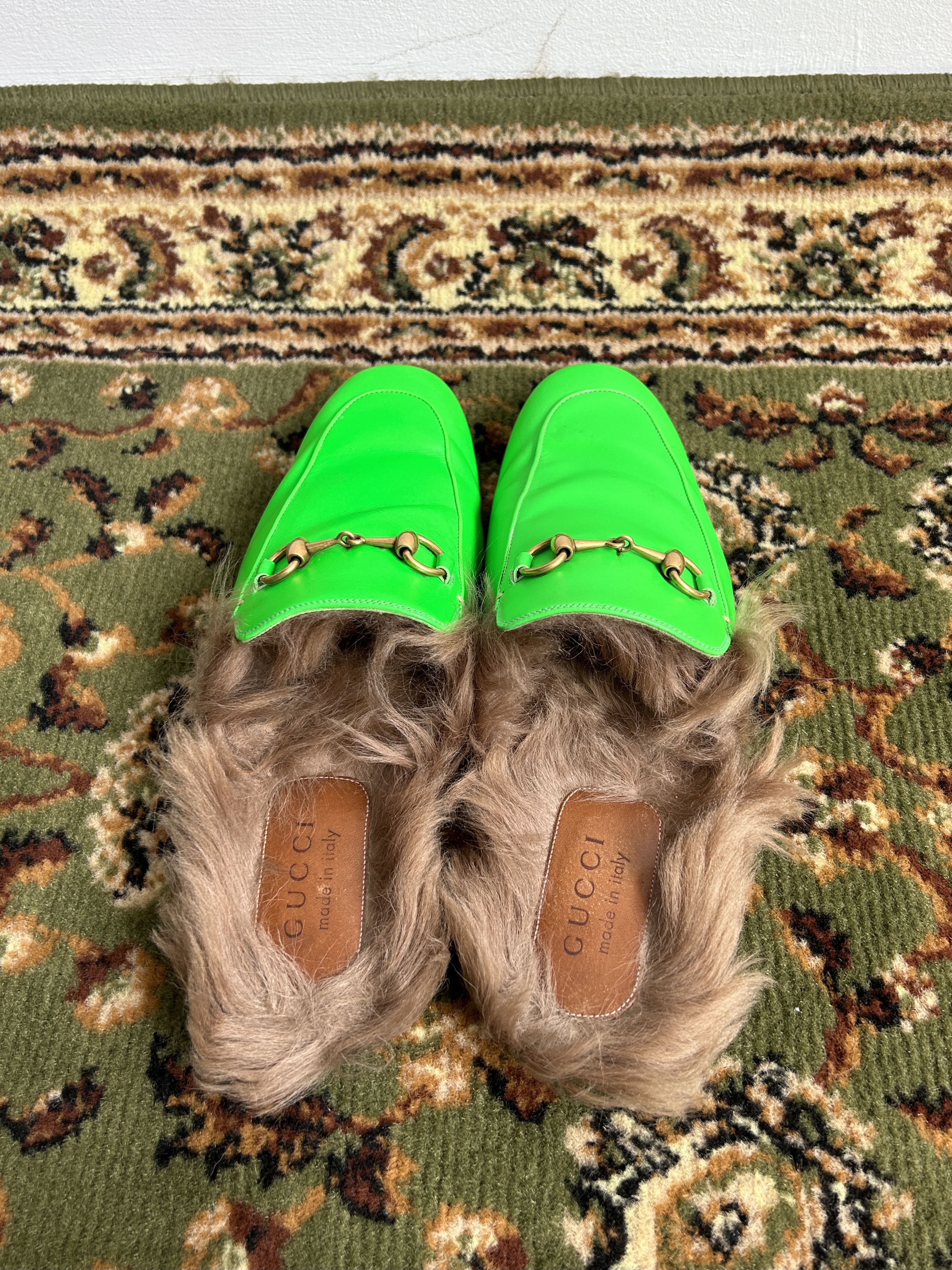 Gucci Gucci princetown horsebit kangaroo fur slip ons neon green Size US 10 / EU 43 - 6 Thumbnail