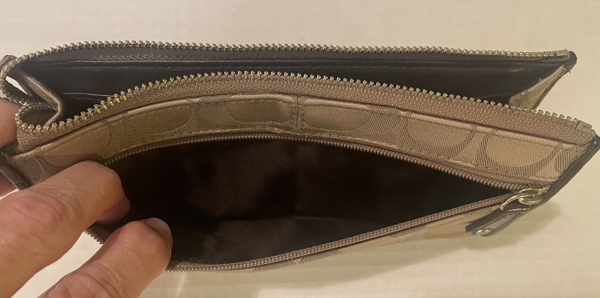 Coach Coach 6648 Medium Corner Zip Wristlet Signature Canvas Brown Size ONE SIZE - 7 Thumbnail