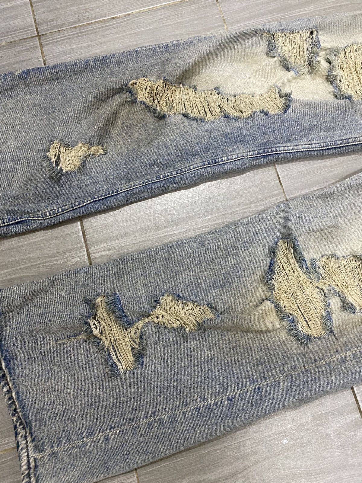 Hysteric Glamour Heavy Distressed Denim Jeans – Extreme Fade & Ripped Size US 28 / EU 44 - 4 Thumbnail