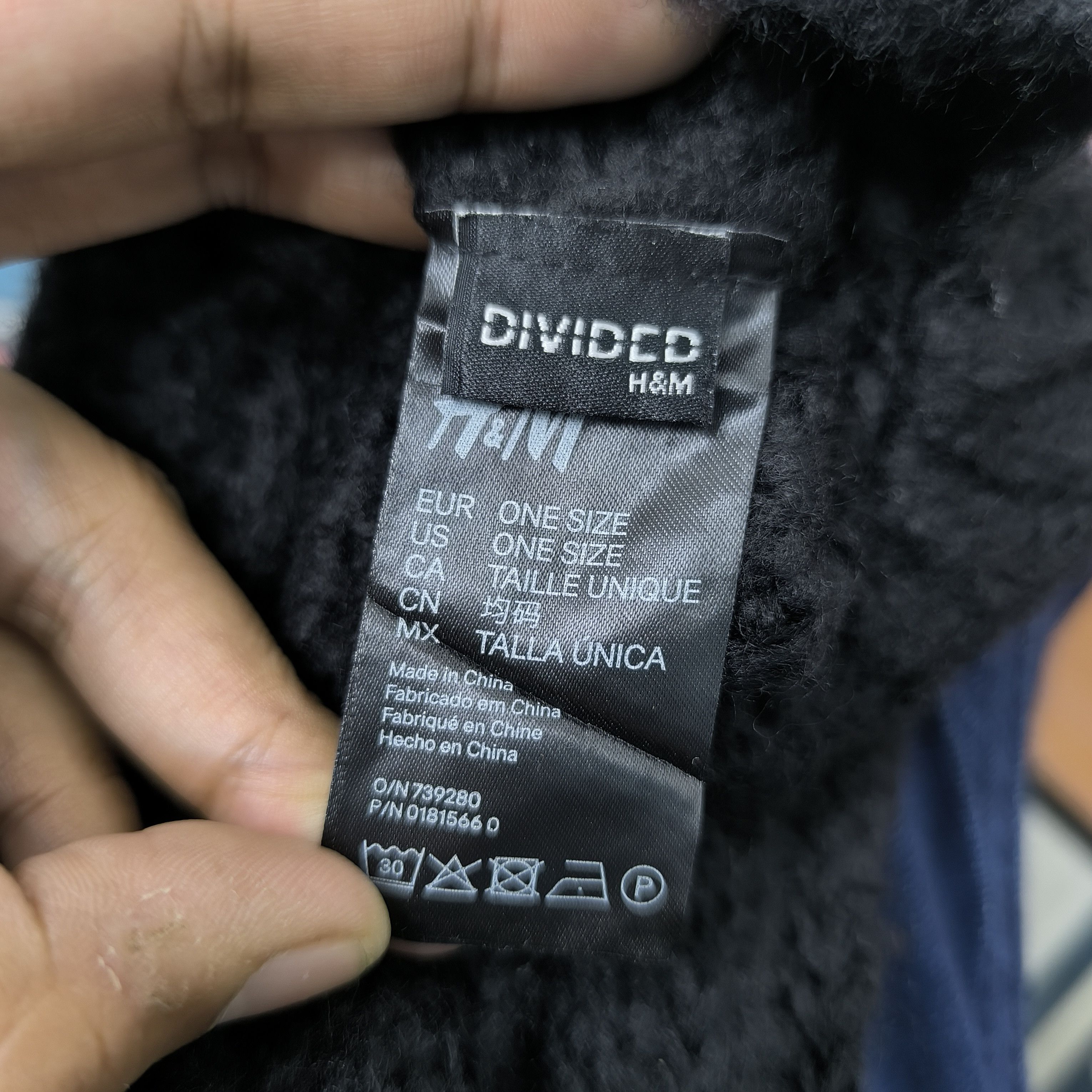 Japanese Brand 💥 DIvided by h&m blacl label knit pull on beanie hat Size ONE SIZE - 4 Thumbnail