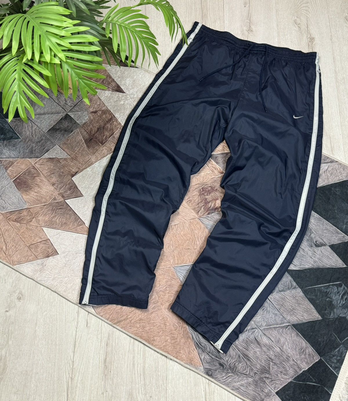 Japanese Brand Nike Vintage Casual Pants Drill Y2K style Size L Size US 34 / EU 50 - 25 Thumbnail
