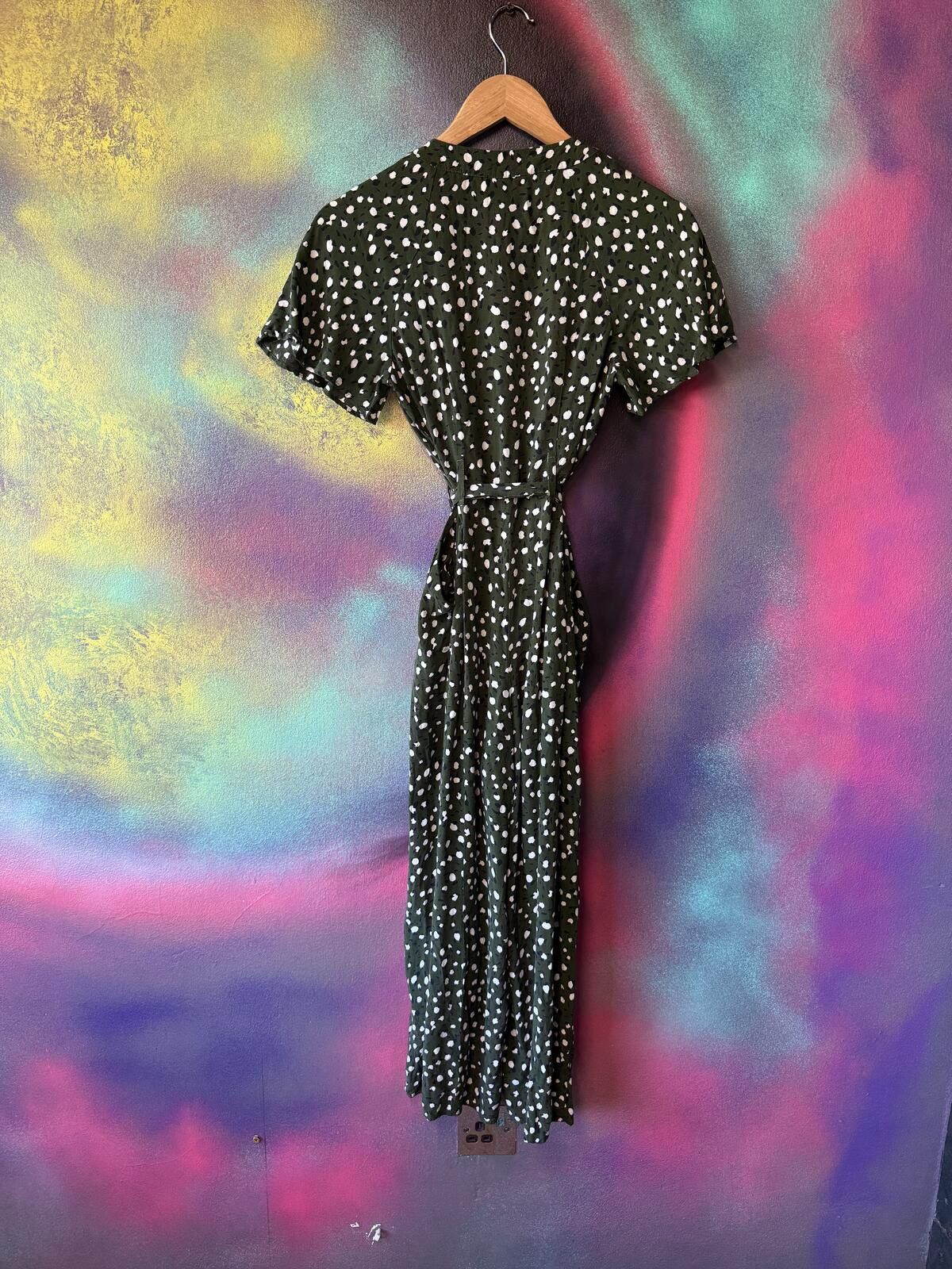 Whistles Whistles green animal print midi dress Size XS / US 0-2 / IT 36-38 - 4 Thumbnail