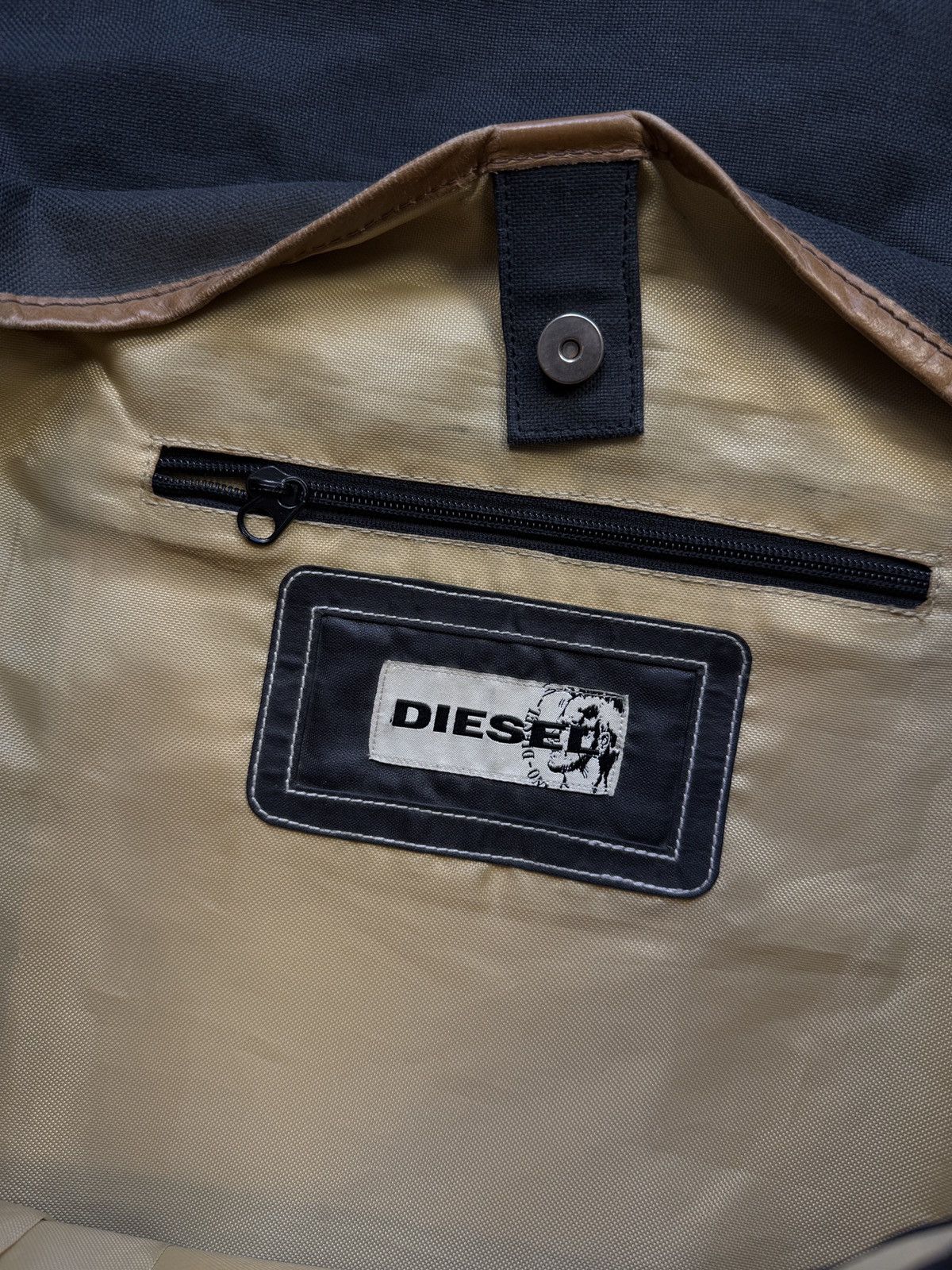 Diesel Vintage Diesel Bag Jeans Avant Garde Japanese Y2K Rare Size ONE SIZE - 16 Thumbnail