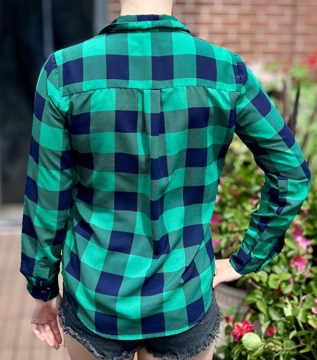 H&M H&M Women Green & Navy Plaid Long Sleeve Button-Down Shirt S Size S / US 4 / IT 40 - 2 Thumbnail