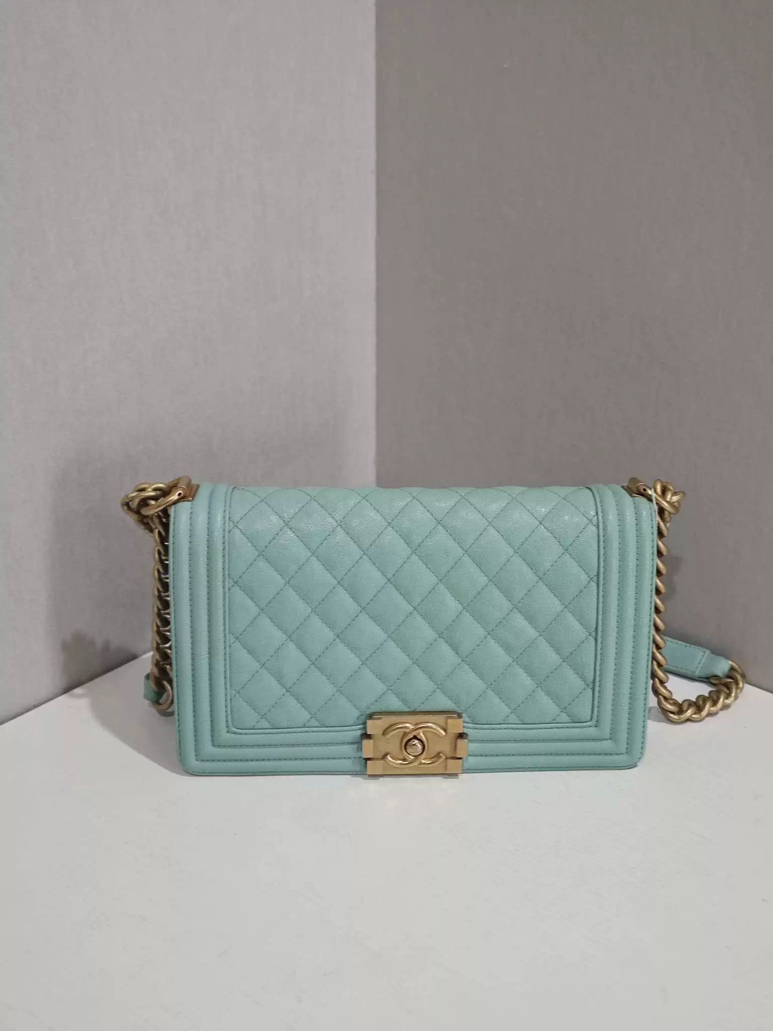 Chanel Pre-loved Bag Very good condition Size ONE SIZE - 1 Thumbnail
