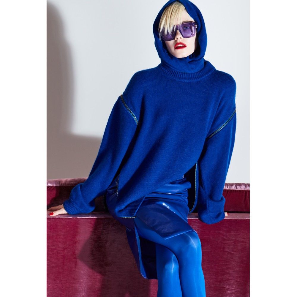 Tom Ford o1loc1c0924 SFK005 Size: OS / Hooded Scarf in Blue Size ONE SIZE - 2 Thumbnail