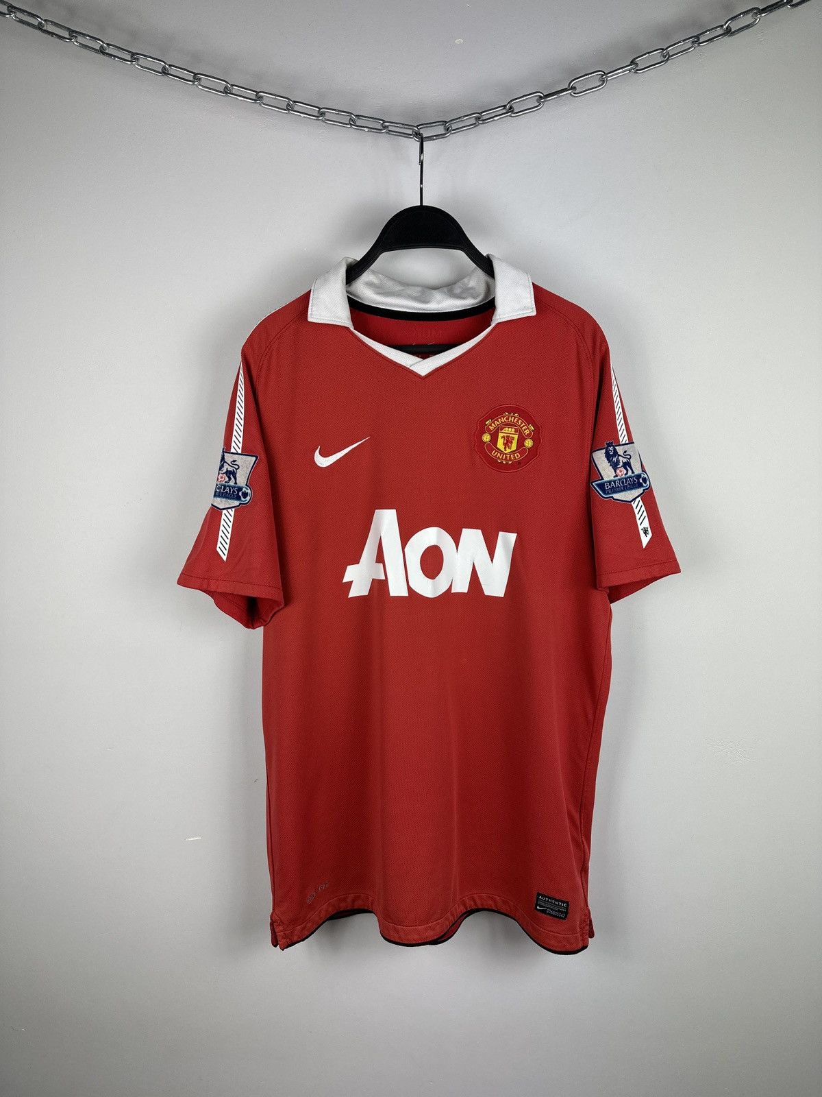 Nike Nani #17 2010-11 Nike Manchester United Soccer Jersey Size US L / EU 52-54 / 3 - 7 Thumbnail