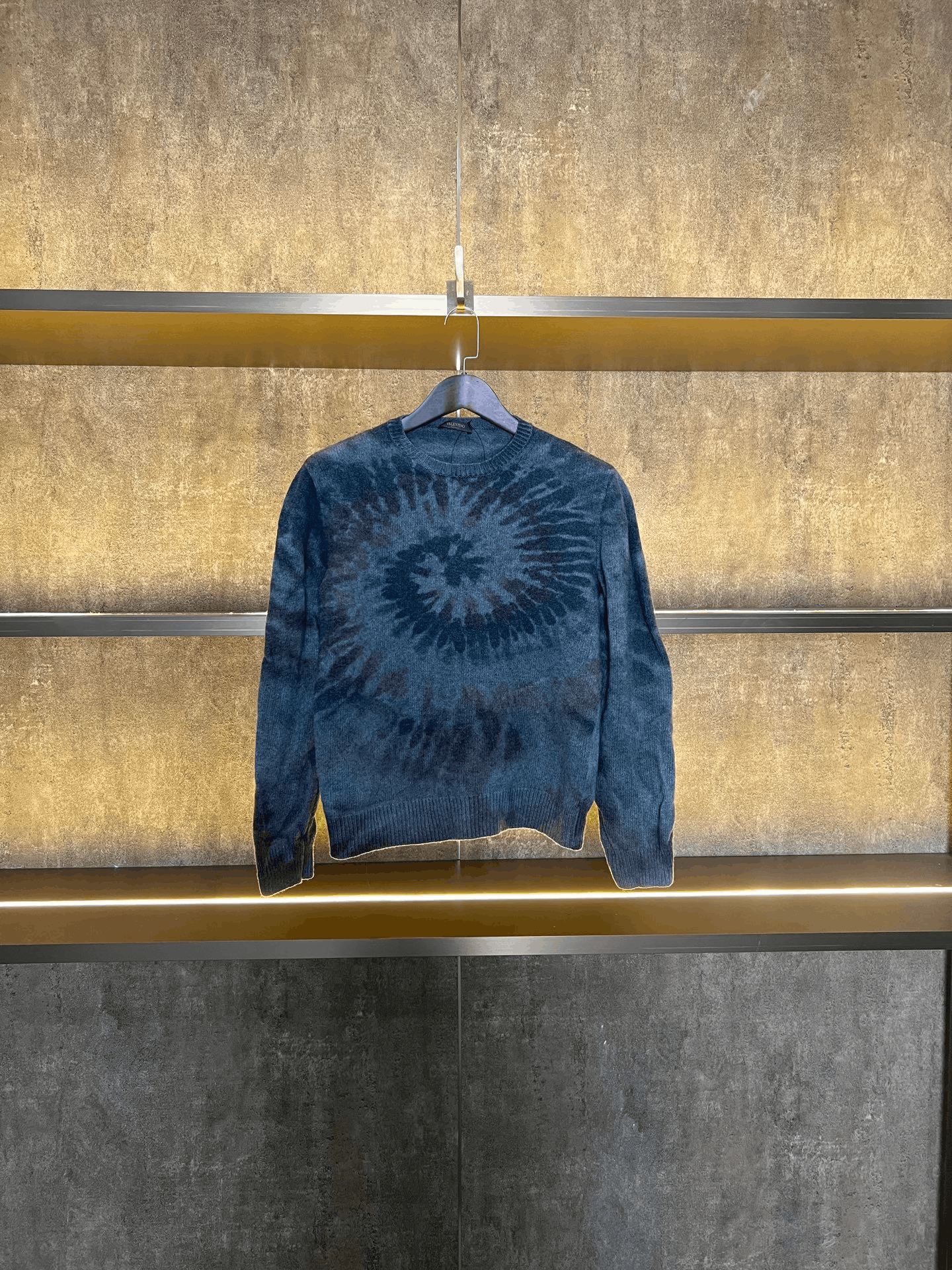 Valentino Valentino Sweater xl Men Size US XL / EU 56 / 4 - 1 Thumbnail