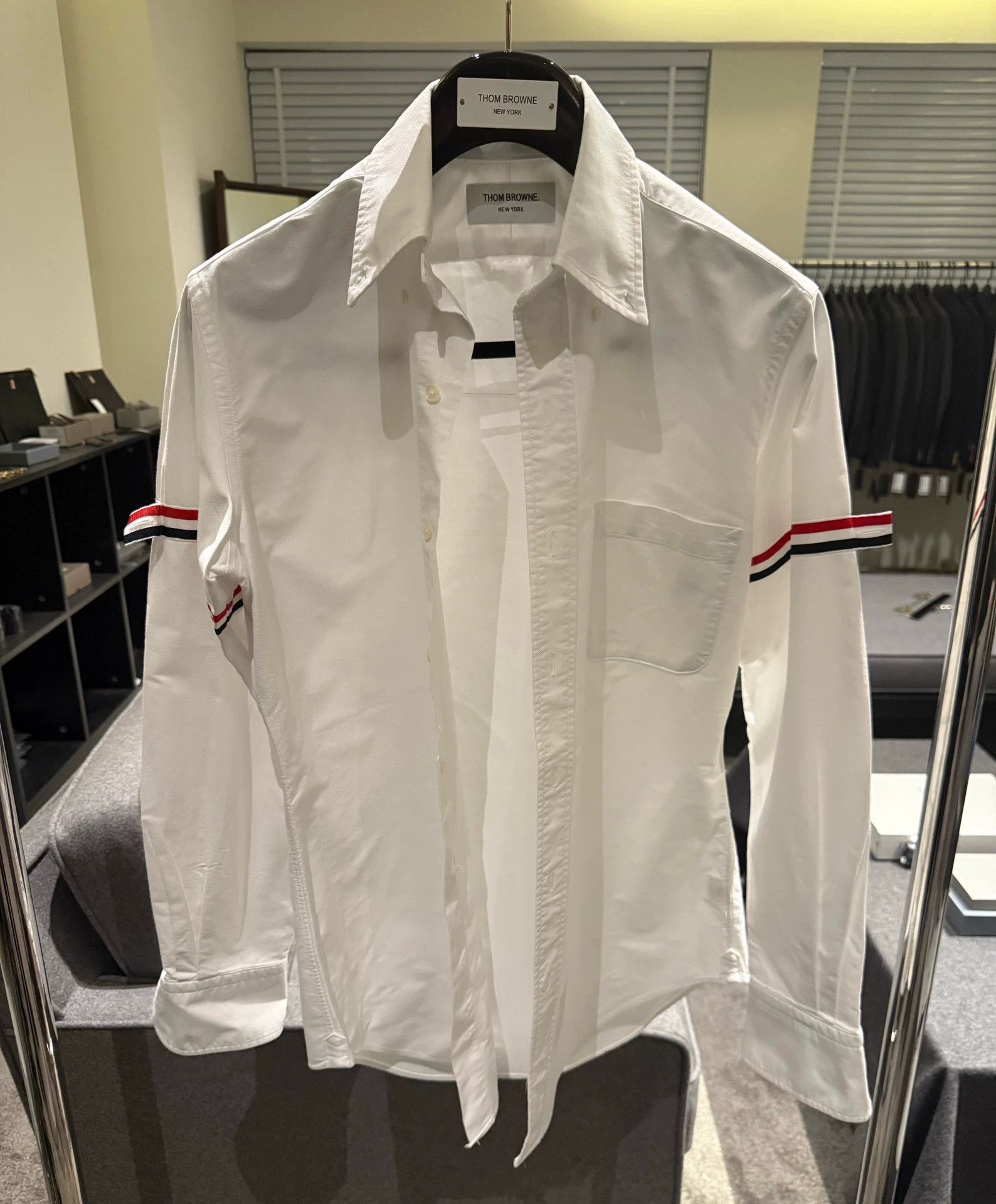 Thom Browne Thom Browne Classic Double Badge Oxford Shirt Size 2 9/10 Size US M / EU 48-50 / 2 - 1 Thumbnail